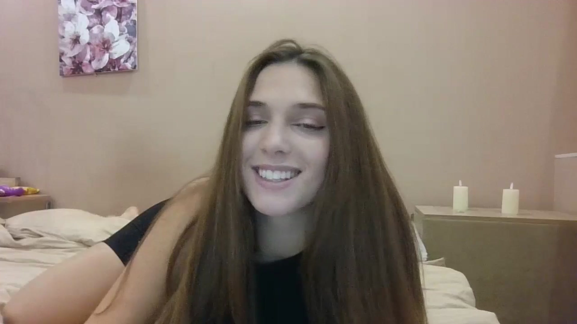 Gallery image thumbnail from HaleyReed's myfreecams stream on, 10/25/2024, 13:18 image 8 of 20