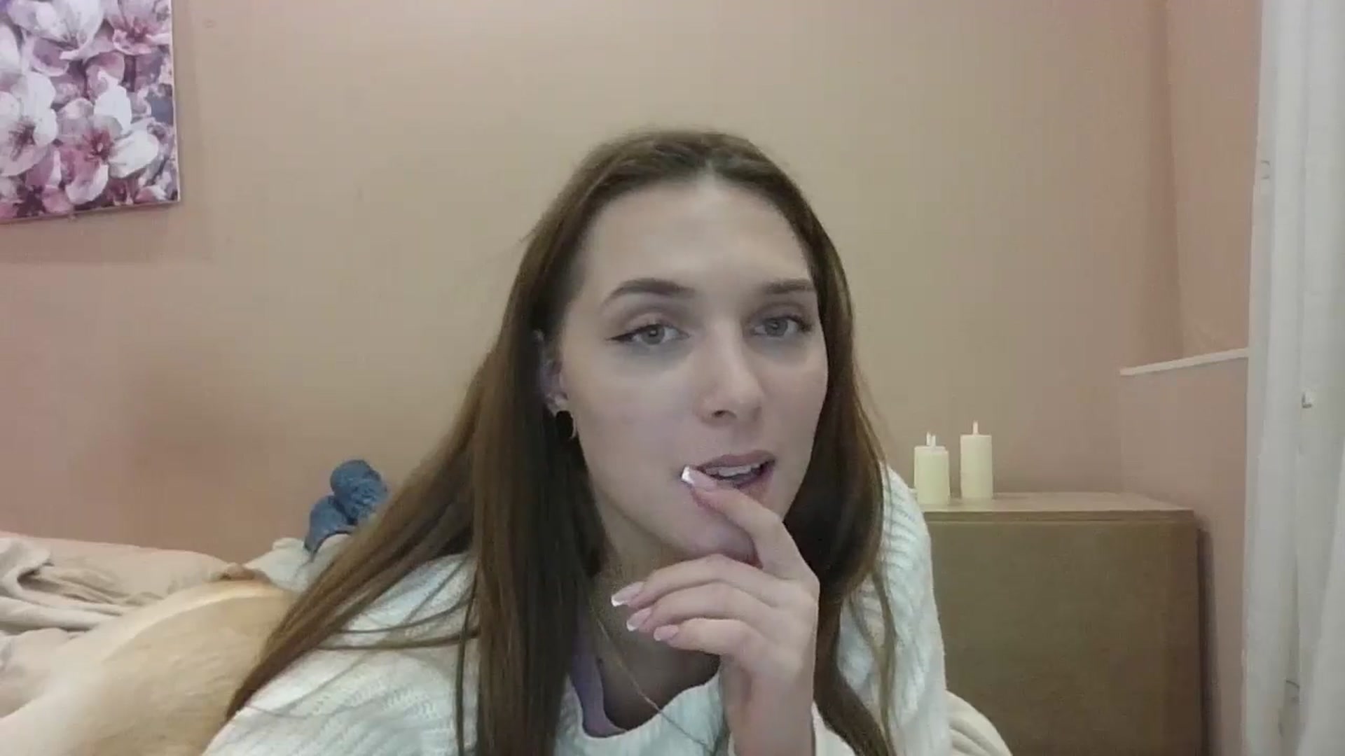 Gallery image thumbnail from HaleyReed's myfreecams stream on, 10/27/2024, 15:47 image 16 of 20