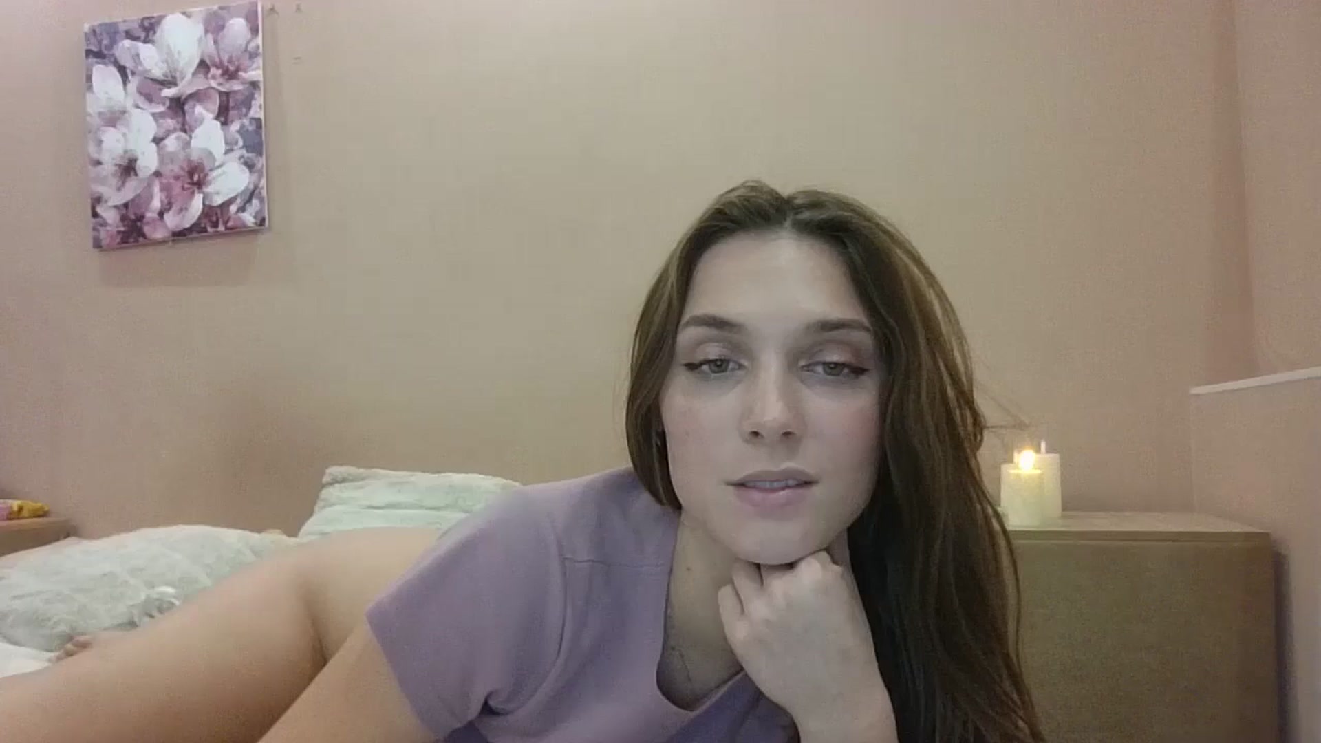 Gallery image thumbnail from HaleyReed's myfreecams stream on, 10/27/2024, 17:32 image 18 of 20