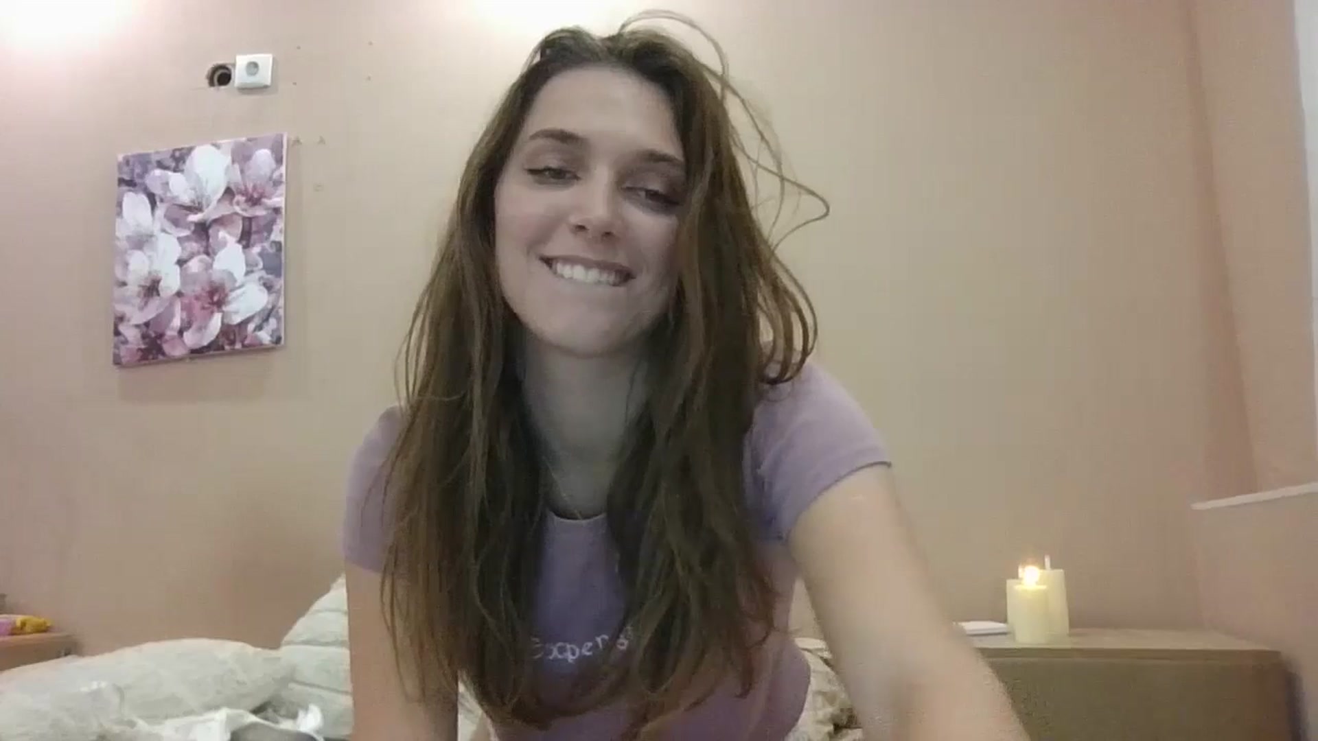 Gallery image thumbnail from HaleyReed's myfreecams stream on, 10/27/2024, 17:32 image 12 of 20