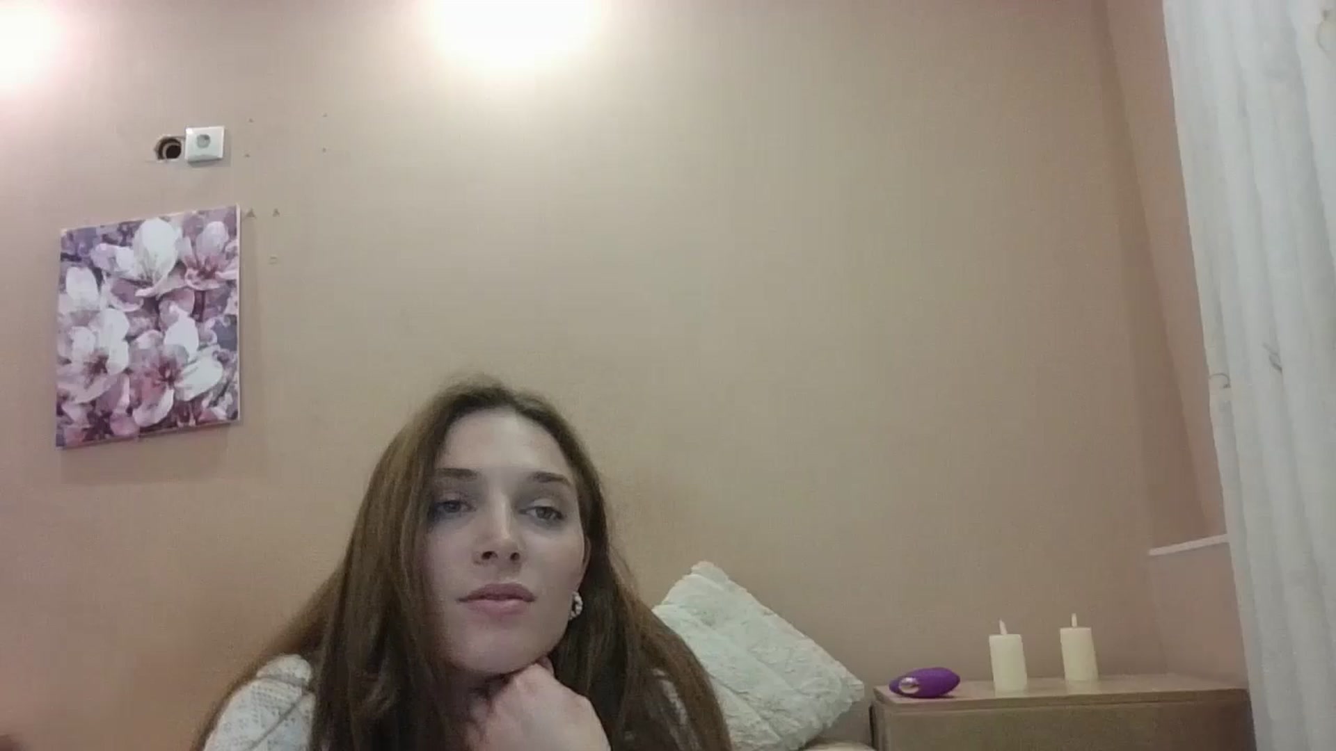 Gallery image thumbnail from HaleyReed's myfreecams stream on, 10/30/2024, 15:50 image 9 of 20