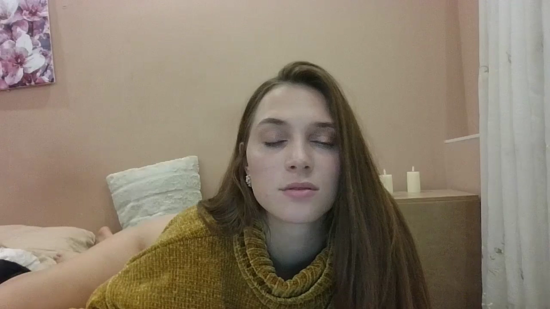 Gallery image thumbnail from HaleyReed's myfreecams stream on, 10/30/2024, 15:50 image 18 of 20