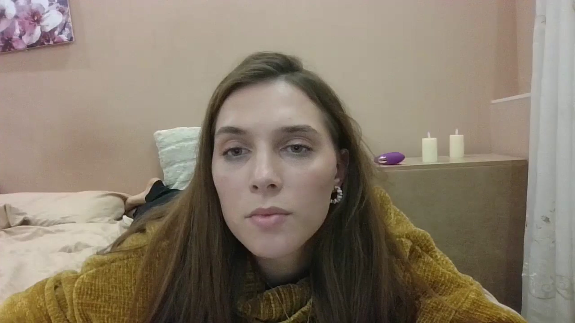 Gallery image thumbnail from HaleyReed's myfreecams stream on, 10/30/2024, 17:03 image 10 of 20