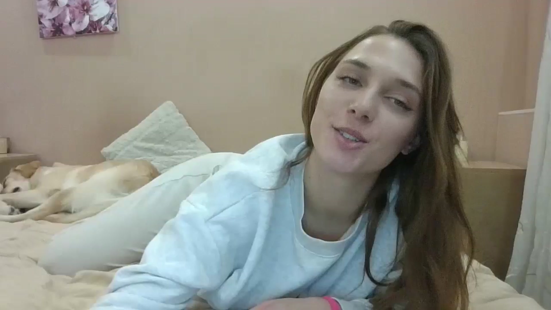 Gallery image thumbnail from HaleyReed's myfreecams stream on, 10/31/2024, 12:20 image 14 of 20