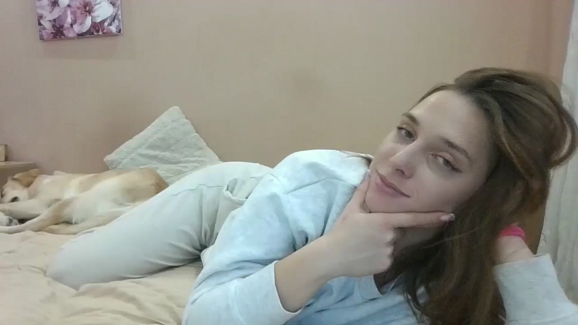 Gallery image thumbnail from HaleyReed's myfreecams stream on, 10/31/2024, 12:20 image 13 of 20