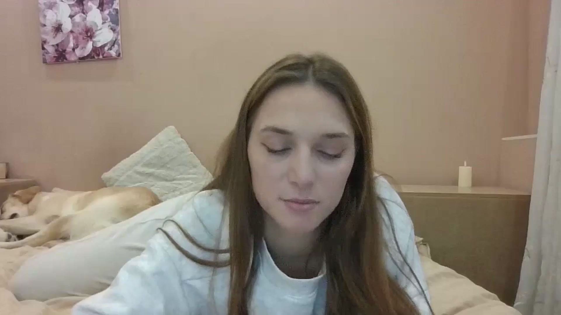 Gallery image thumbnail from HaleyReed's myfreecams stream on, 10/31/2024, 12:20 image 17 of 20