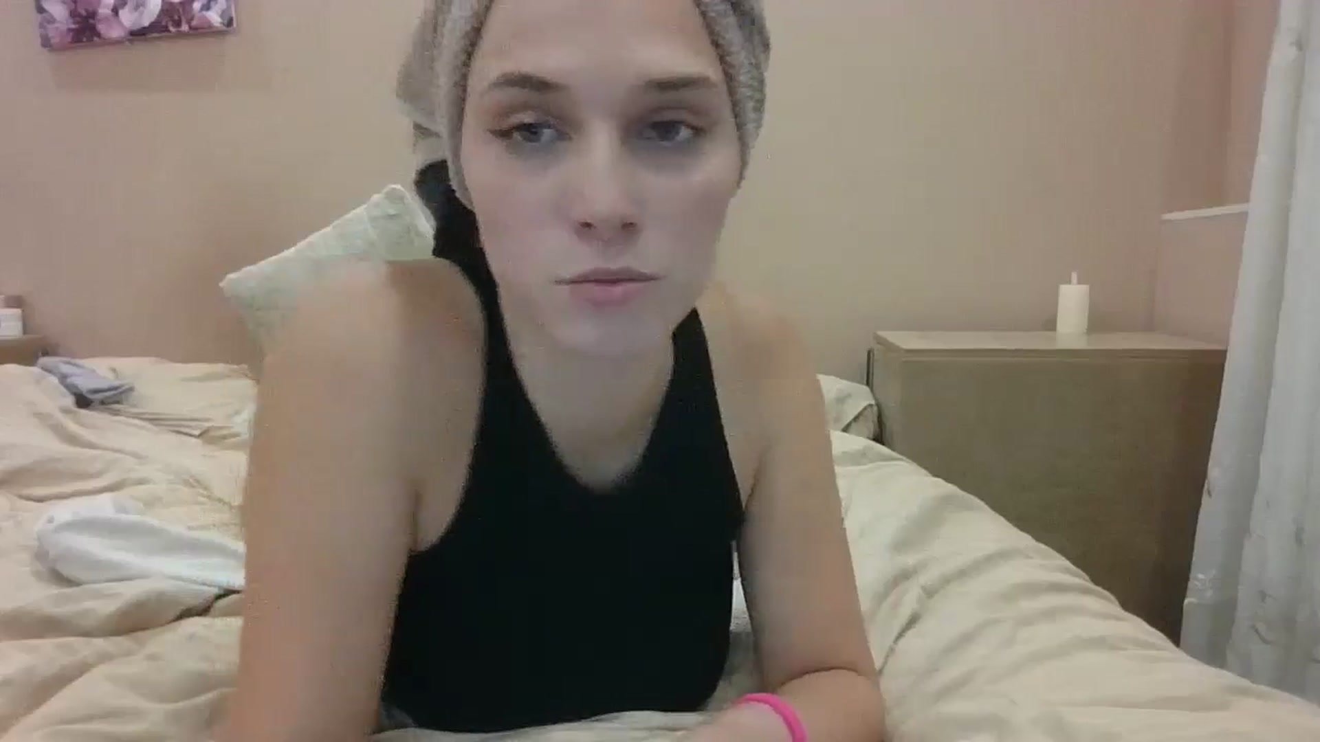 Gallery image thumbnail from HaleyReed's myfreecams stream on, 10/31/2024, 16:24 image 5 of 20