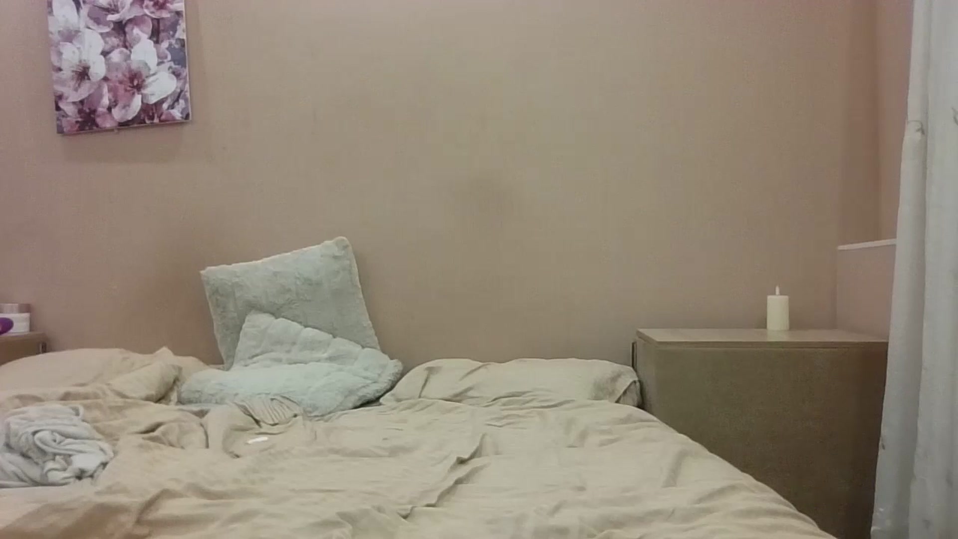 Gallery image thumbnail from HaleyReed's myfreecams stream on, 10/31/2024, 16:24 image 3 of 20