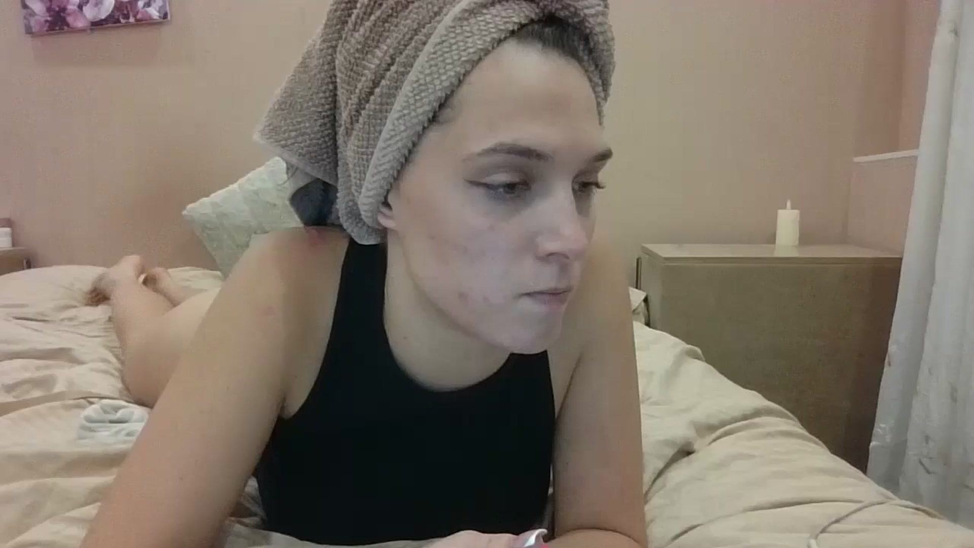 Gallery image thumbnail from HaleyReed's myfreecams stream on, 10/31/2024, 16:24 image 16 of 20
