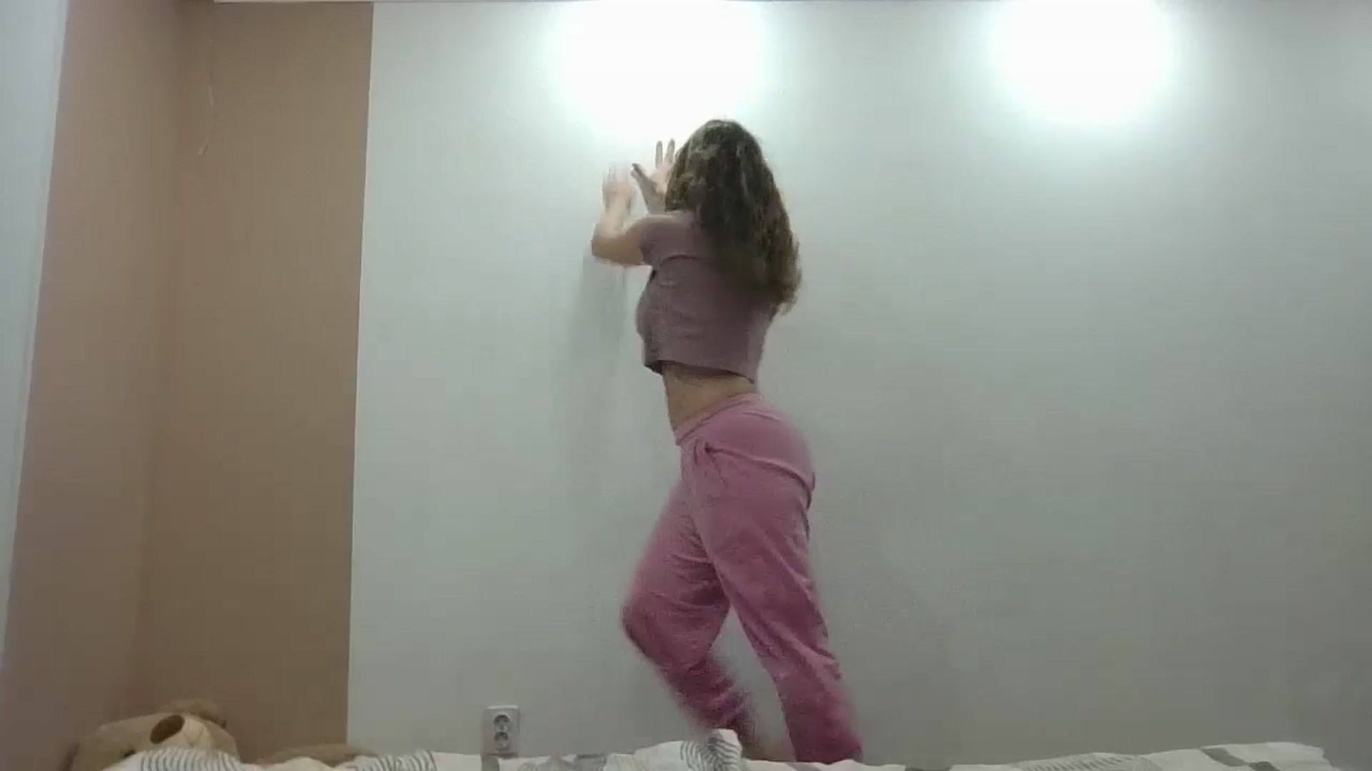Gallery image thumbnail from HaleyReed's myfreecams stream on, 11/03/2024, 14:15 image 17 of 20