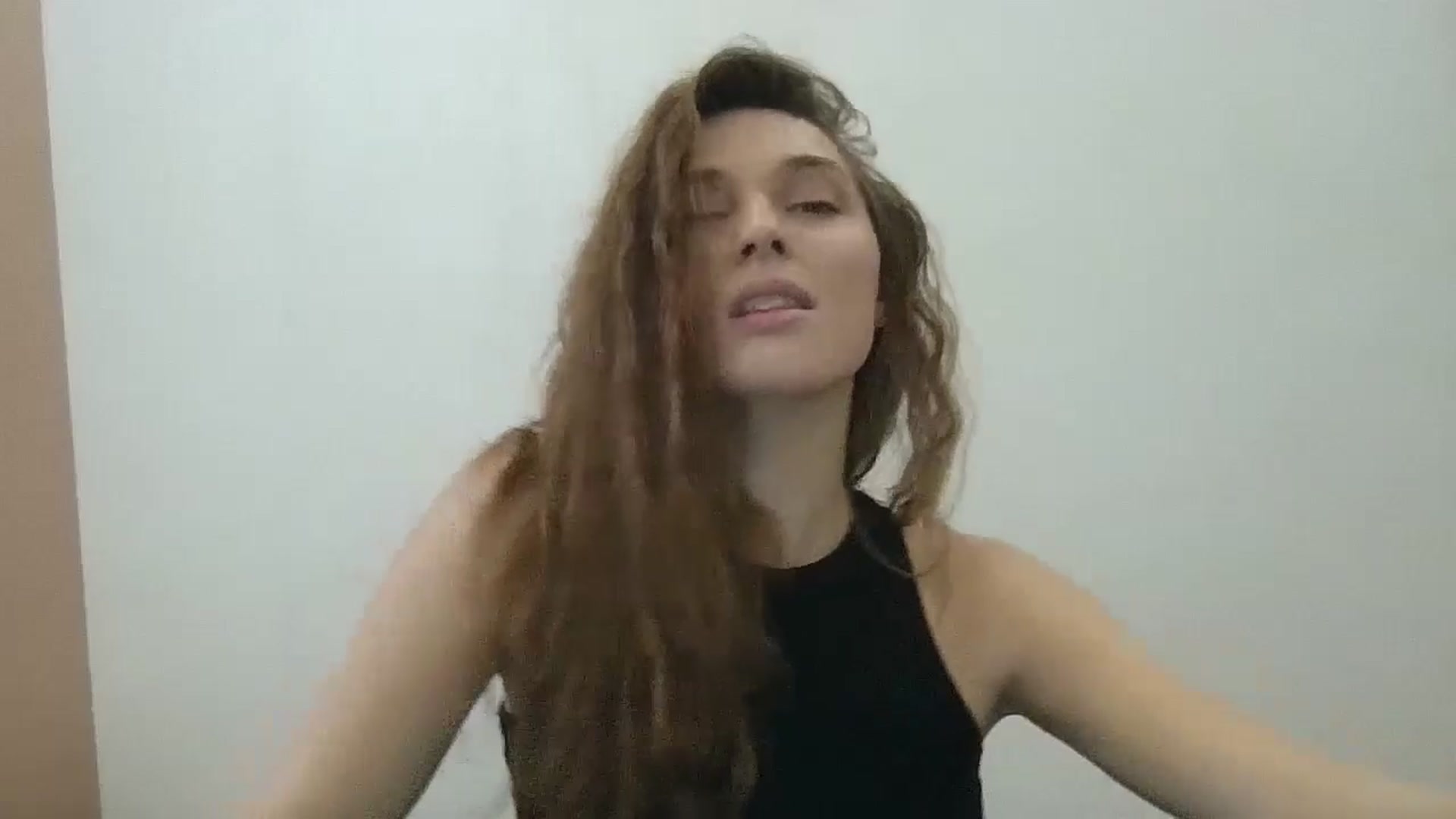 Gallery image thumbnail from HaleyReed's myfreecams stream on, 11/04/2024, 12:12 image 6 of 20