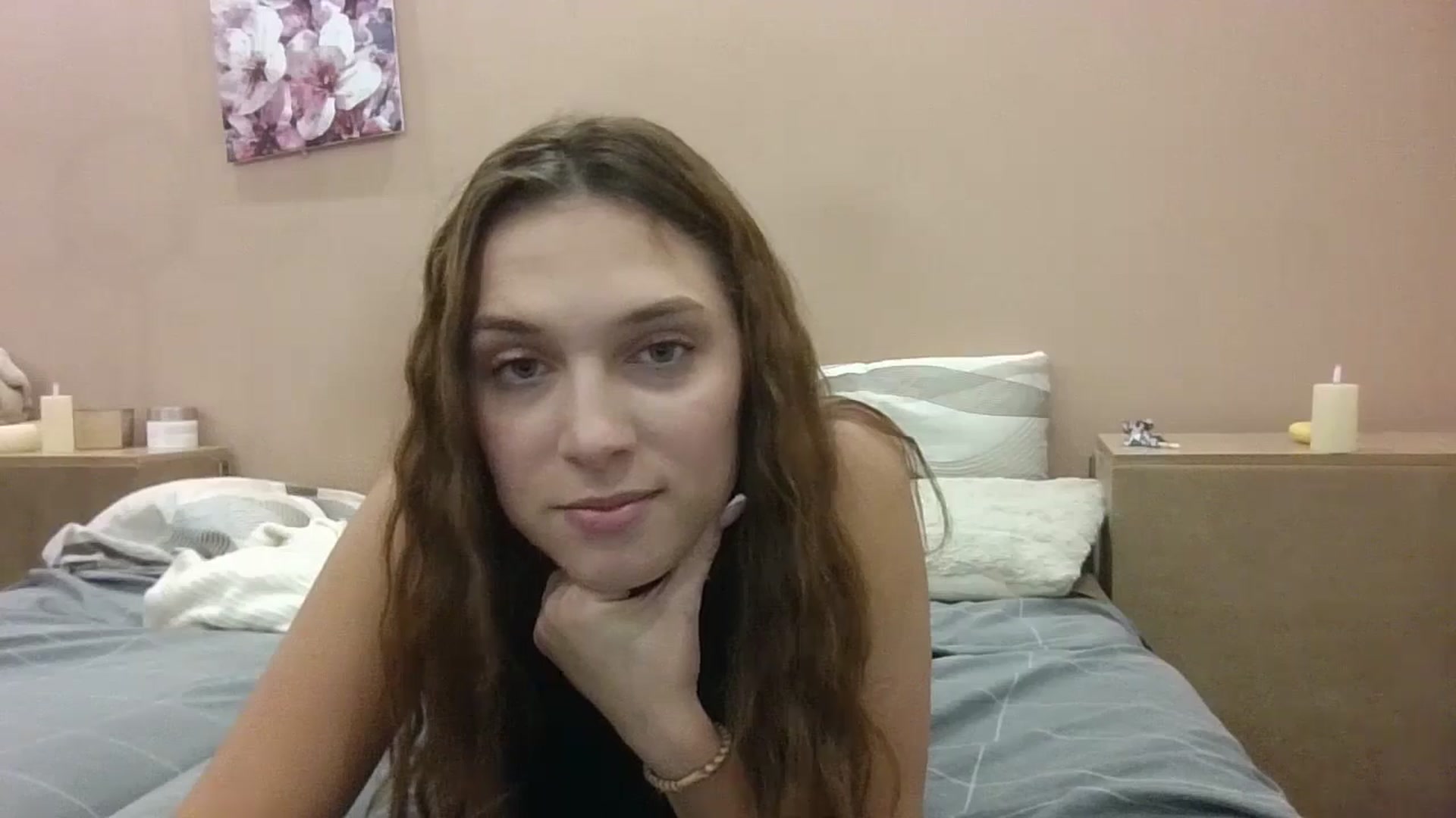 Gallery image thumbnail from HaleyReed's myfreecams stream on, 11/04/2024, 17:12 image 18 of 20