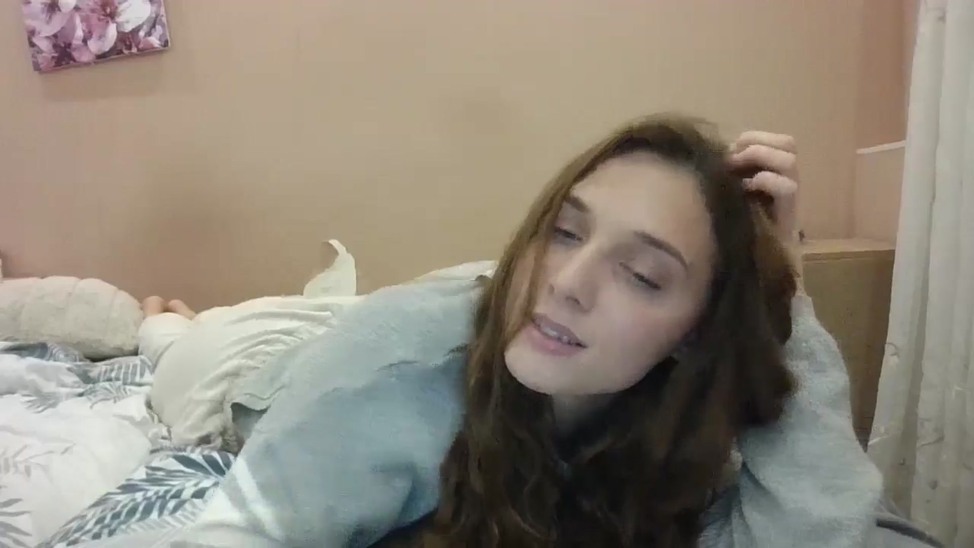 Gallery image thumbnail from HaleyReed's myfreecams stream on, 11/08/2024, 16:34 image 2 of 20