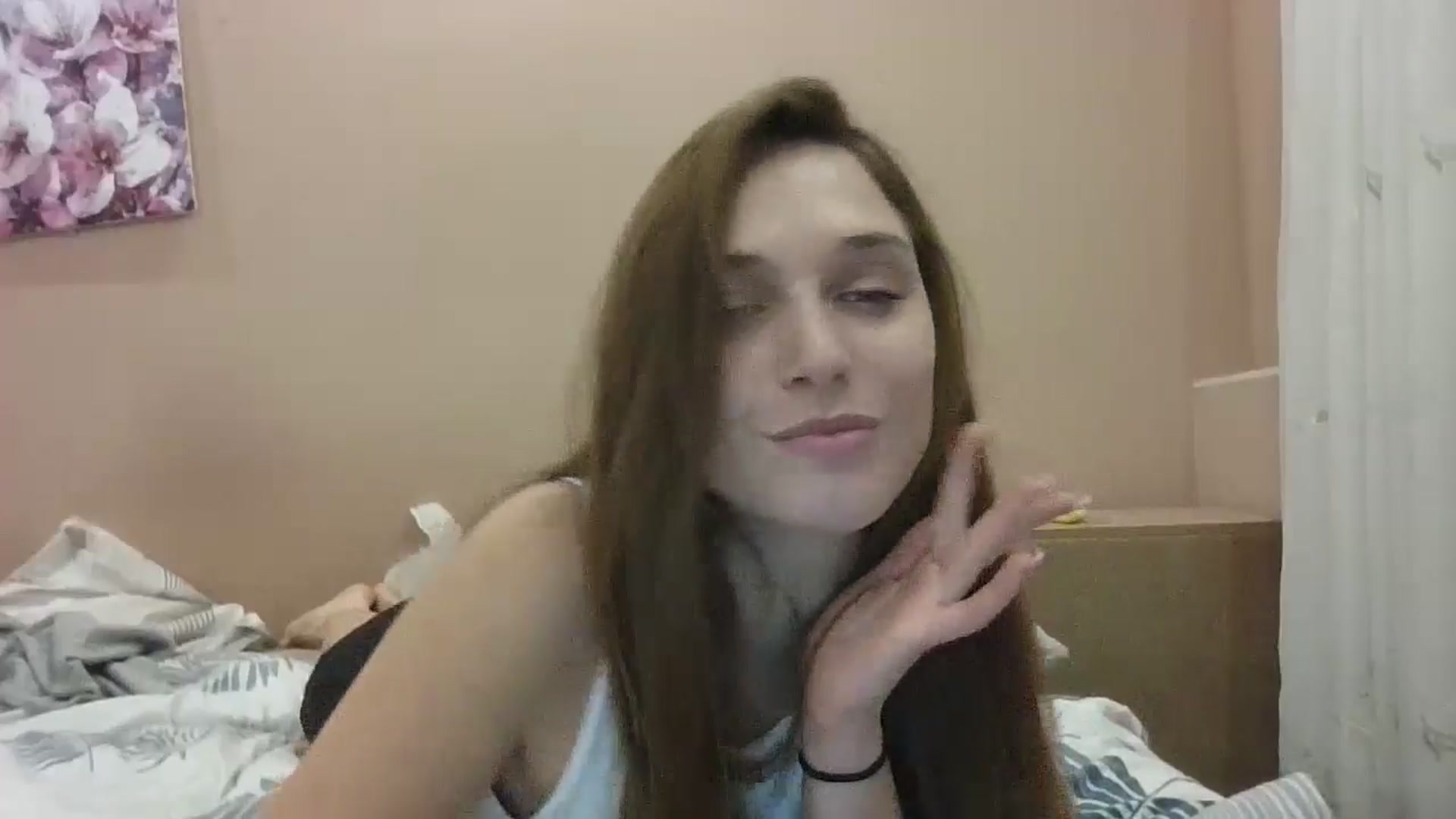 Gallery image thumbnail from HaleyReed's myfreecams stream on, 11/10/2024, 17:10 image 17 of 20