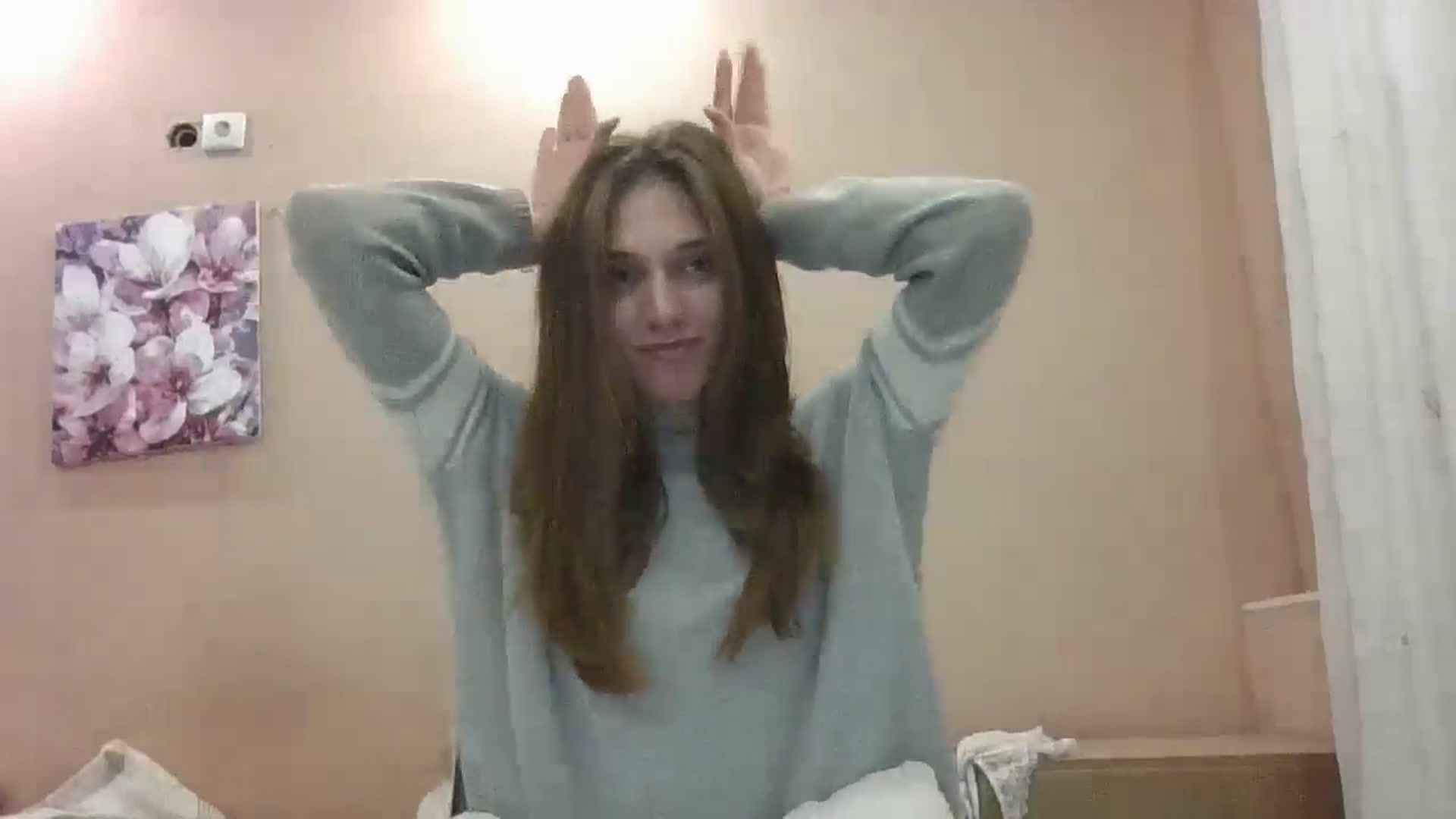 Gallery image thumbnail from HaleyReed's myfreecams stream on, 11/10/2024, 17:10 image 9 of 20