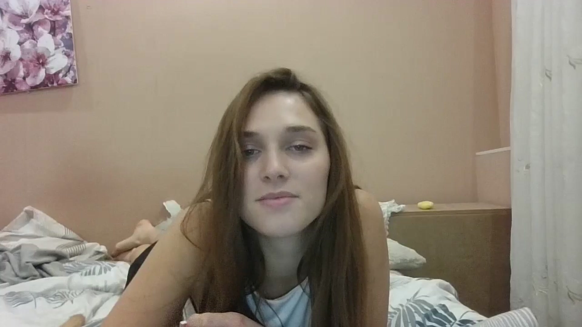 Gallery image thumbnail from HaleyReed's myfreecams stream on, 11/10/2024, 17:10 image 16 of 20