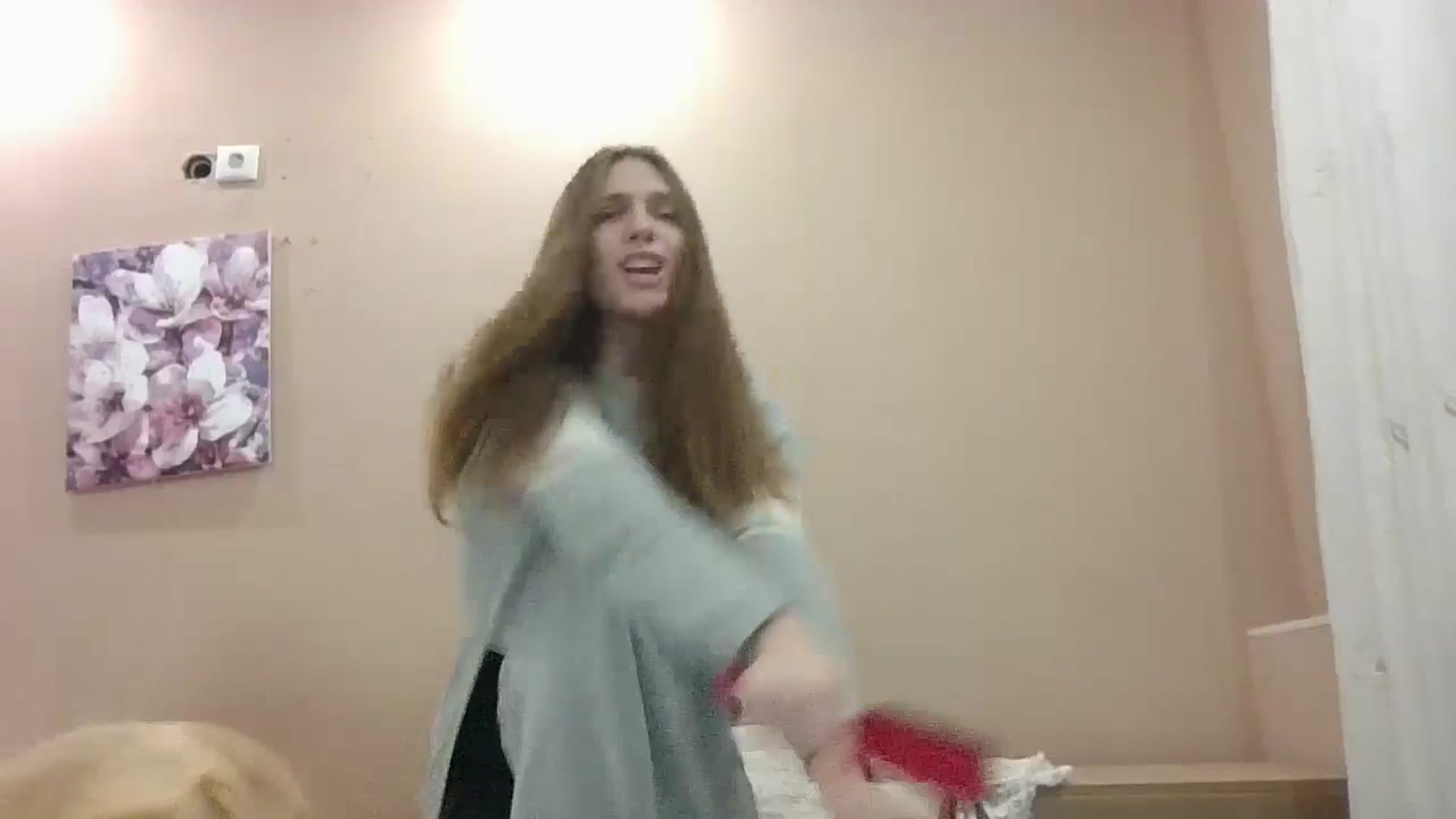Gallery image thumbnail from HaleyReed's myfreecams stream on, 11/10/2024, 17:10 image 13 of 20