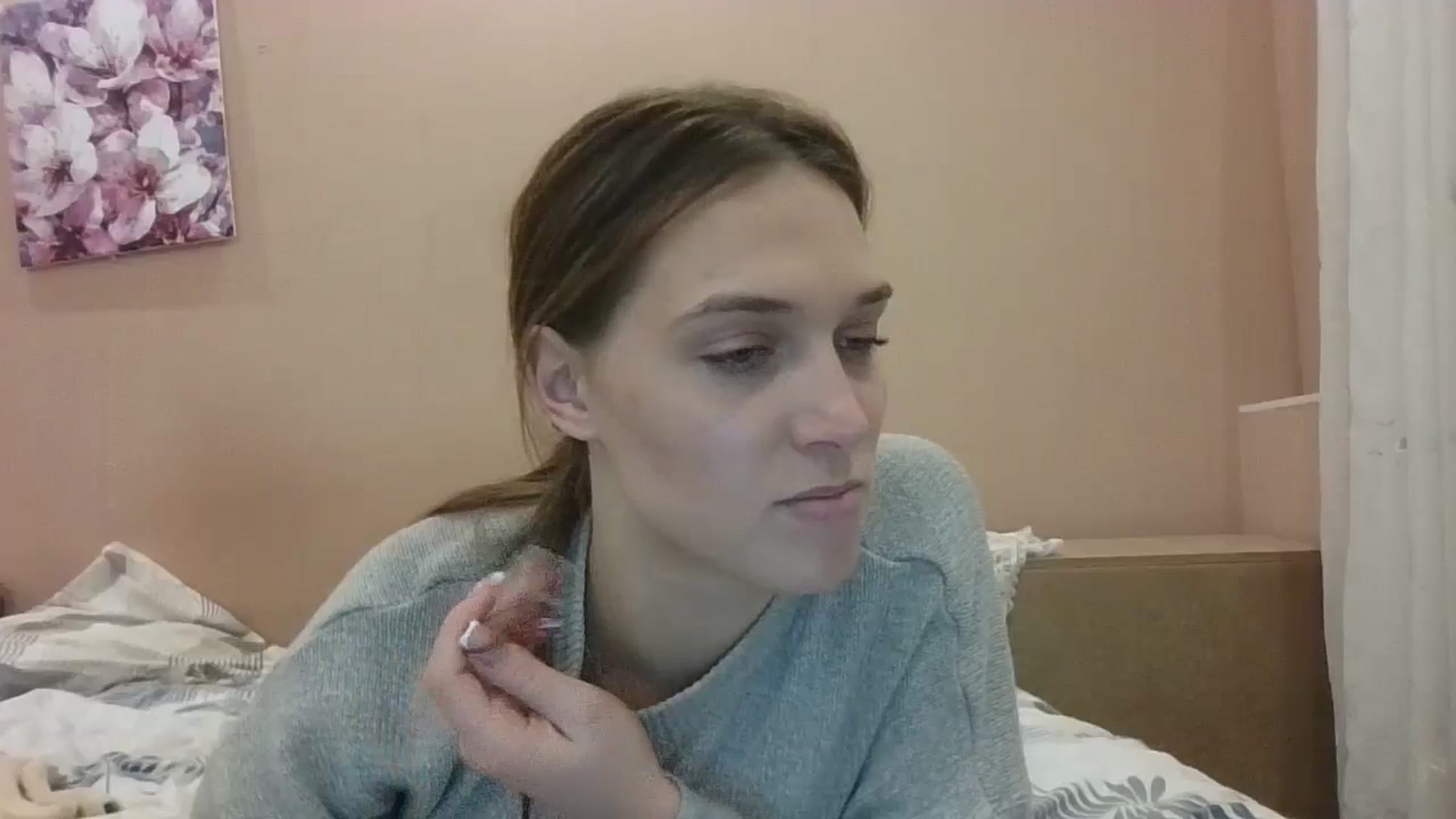 Gallery image thumbnail from HaleyReed's myfreecams stream on, 11/10/2024, 17:10 image 4 of 20