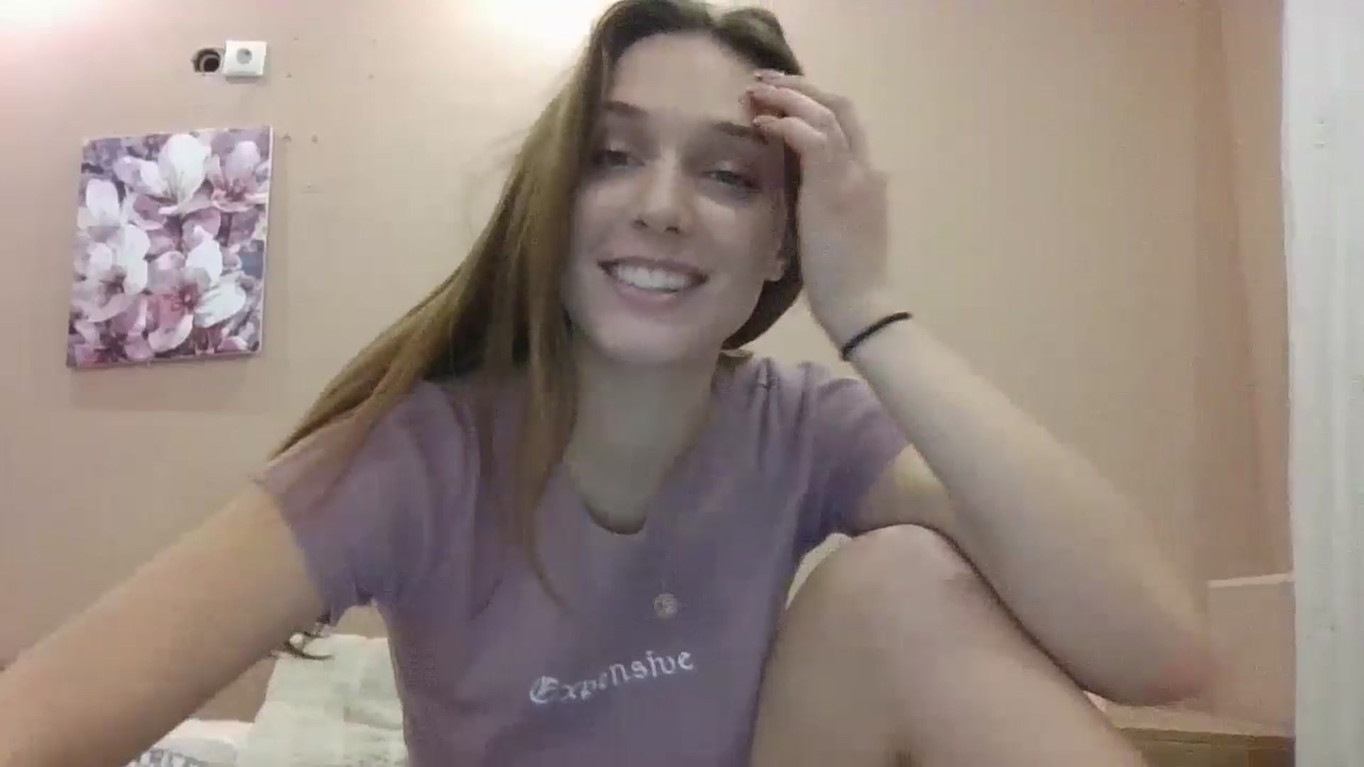 Gallery image thumbnail from HaleyReed's myfreecams stream on, 11/11/2024, 13:25 image 6 of 20