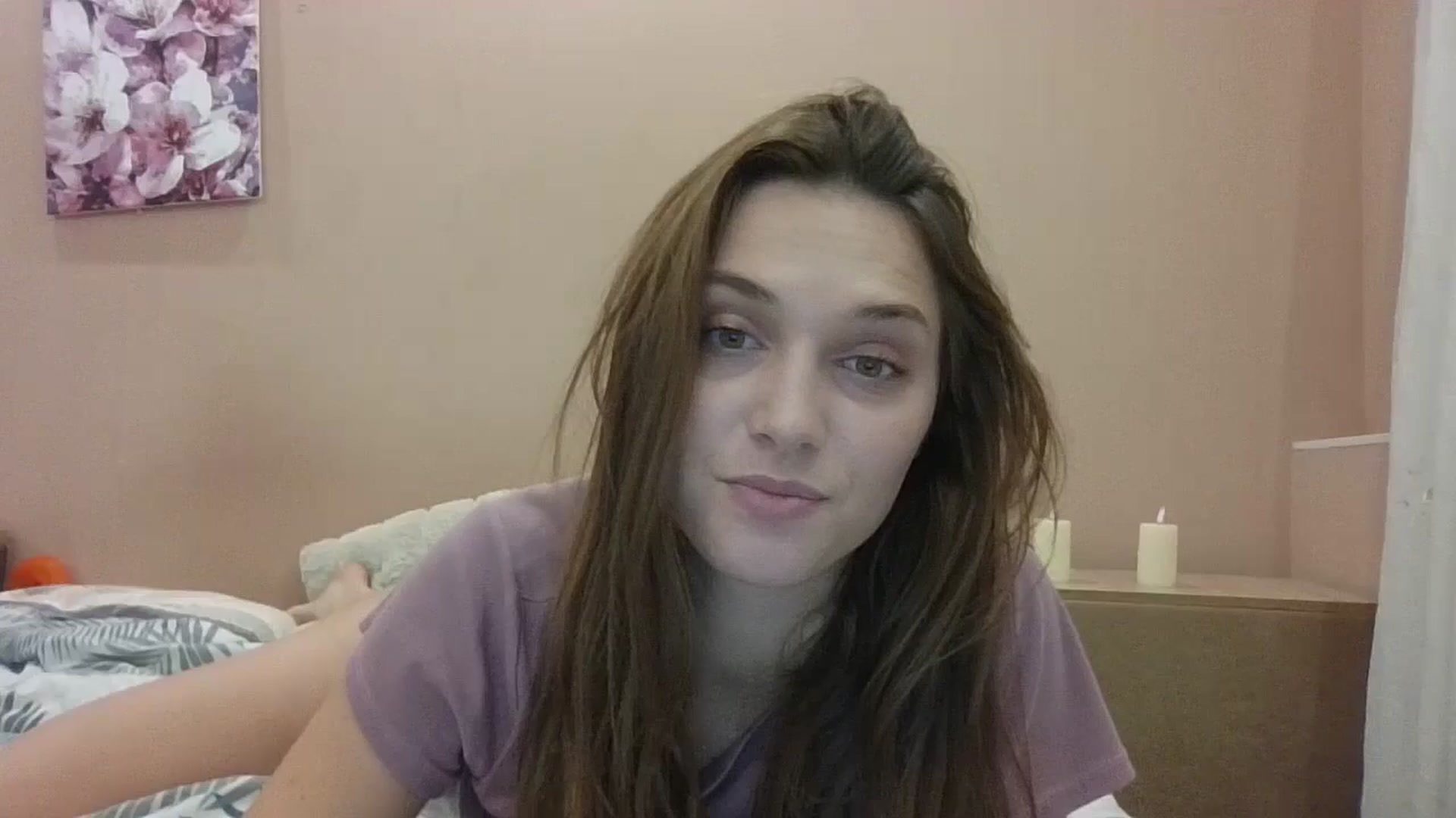 Gallery image thumbnail from HaleyReed's myfreecams stream on, 11/11/2024, 13:25 image 18 of 20