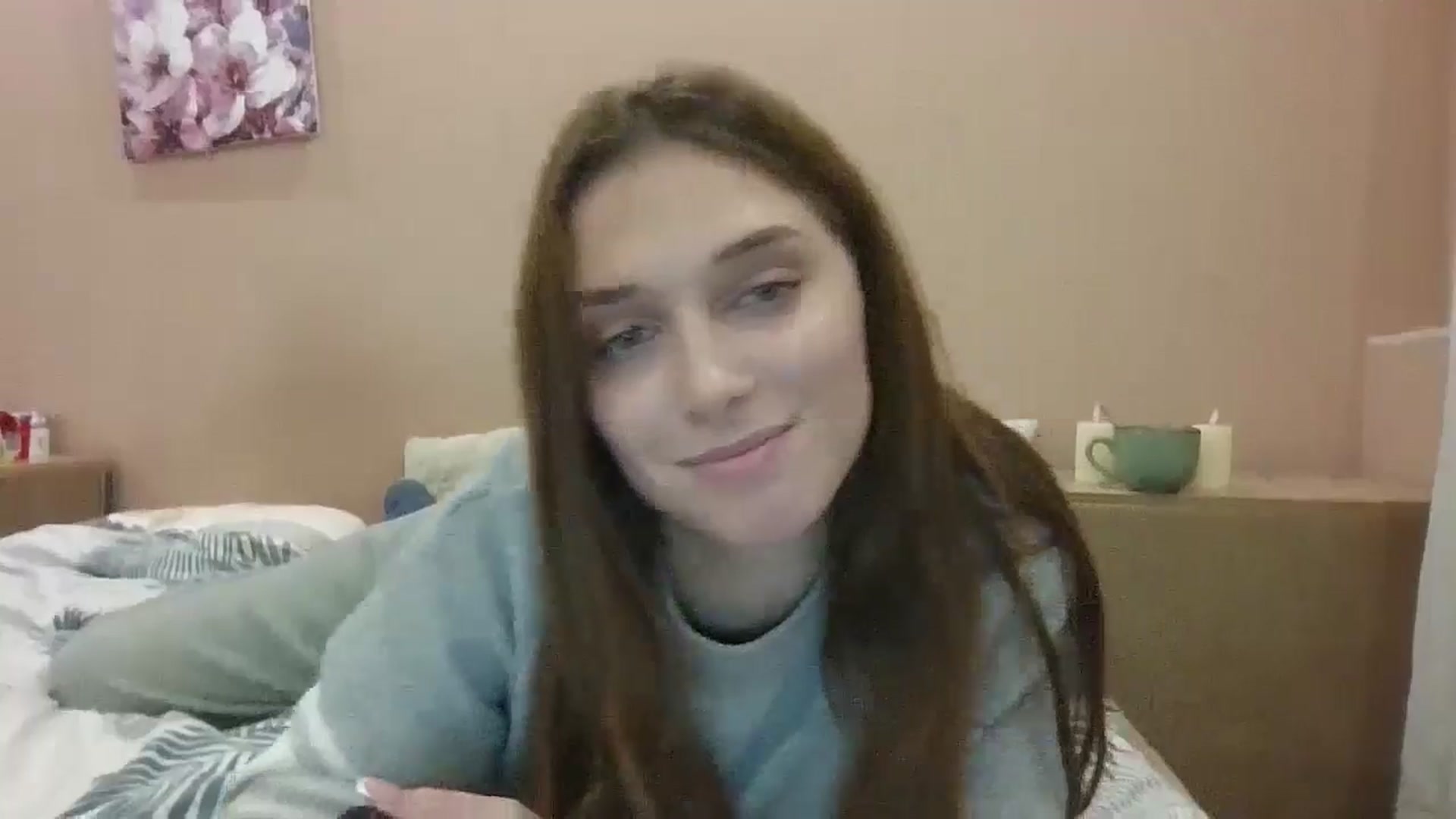 Gallery image thumbnail from HaleyReed's myfreecams stream on, 11/11/2024, 14:17 image 19 of 20