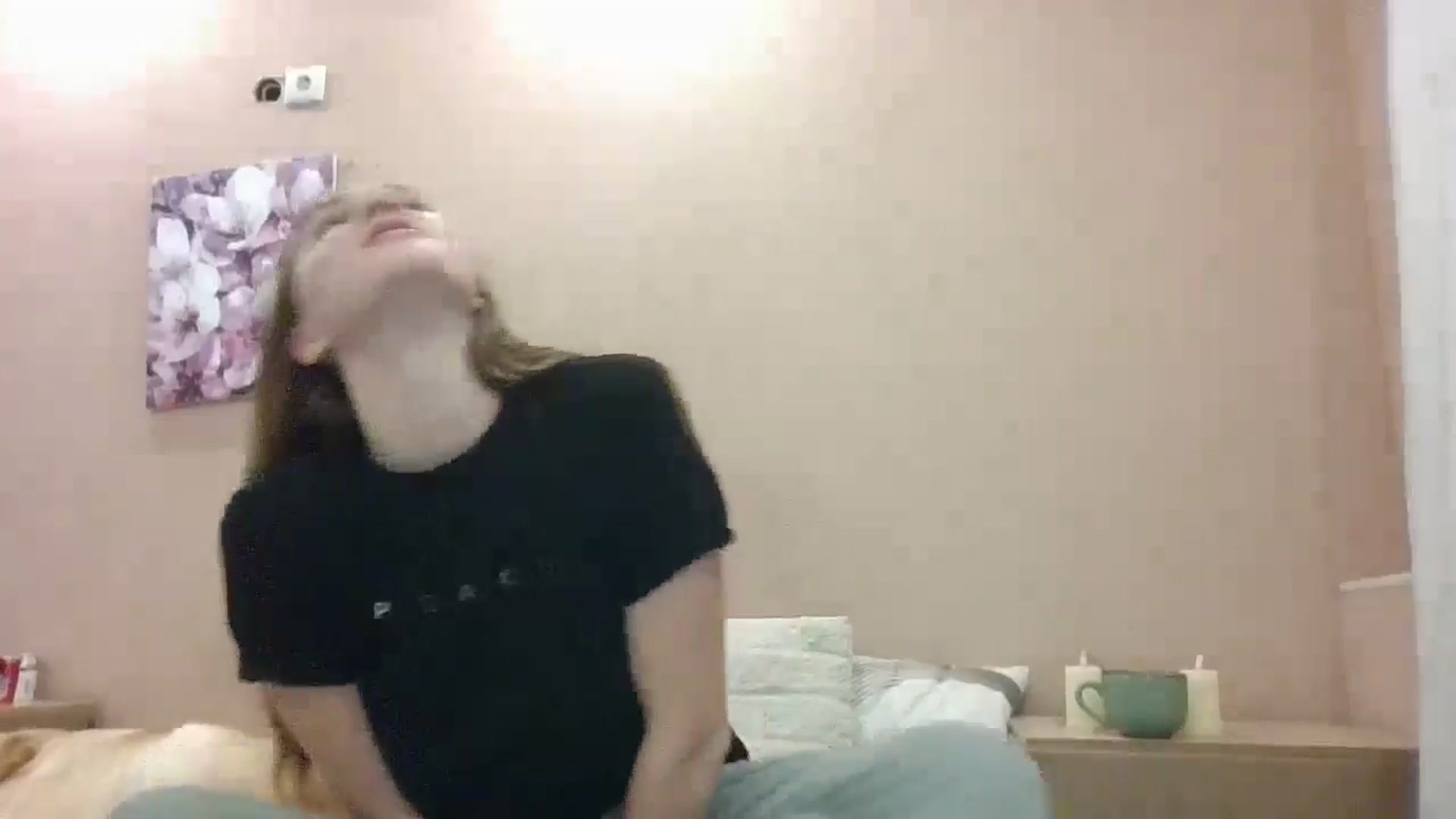 Gallery image thumbnail from HaleyReed's myfreecams stream on, 11/11/2024, 14:45 image 15 of 20