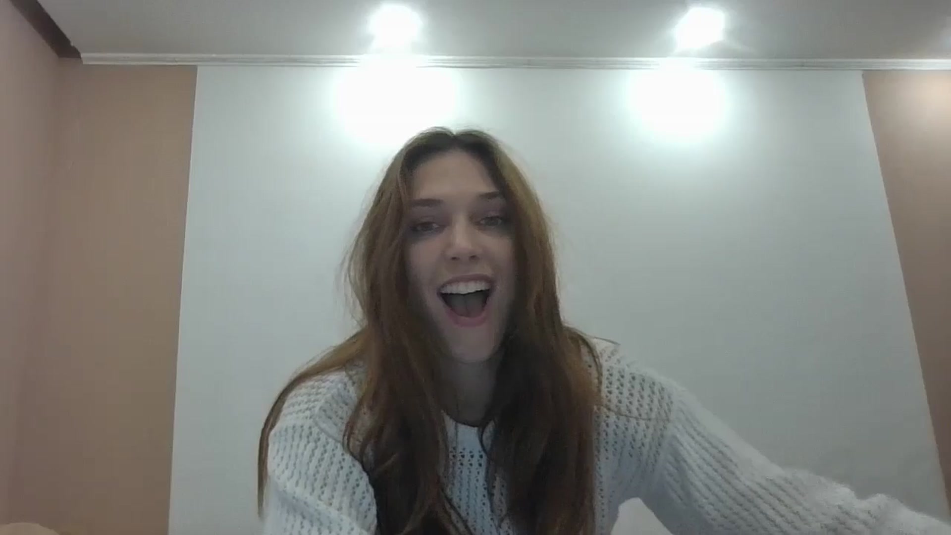 Gallery image thumbnail from HaleyReed's myfreecams stream on, 11/13/2024, 11:32 image 10 of 20