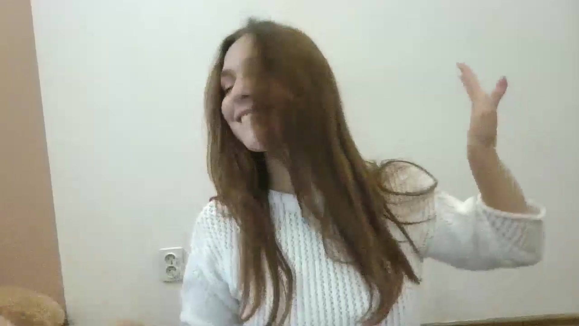 Gallery image thumbnail from HaleyReed's myfreecams stream on, 11/13/2024, 11:32 image 14 of 20