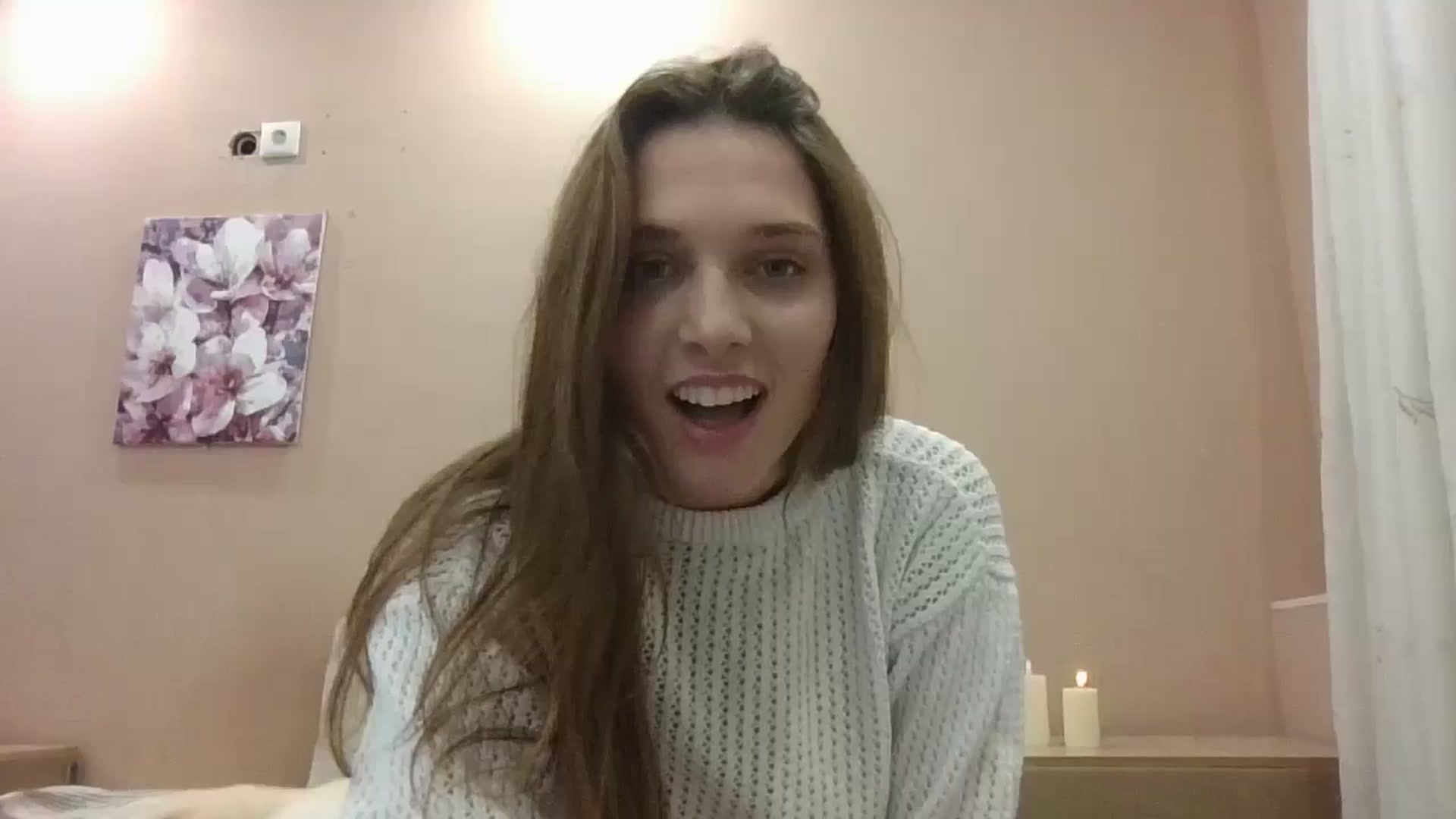 Gallery image thumbnail from HaleyReed's myfreecams stream on, 11/13/2024, 14:19 image 13 of 20