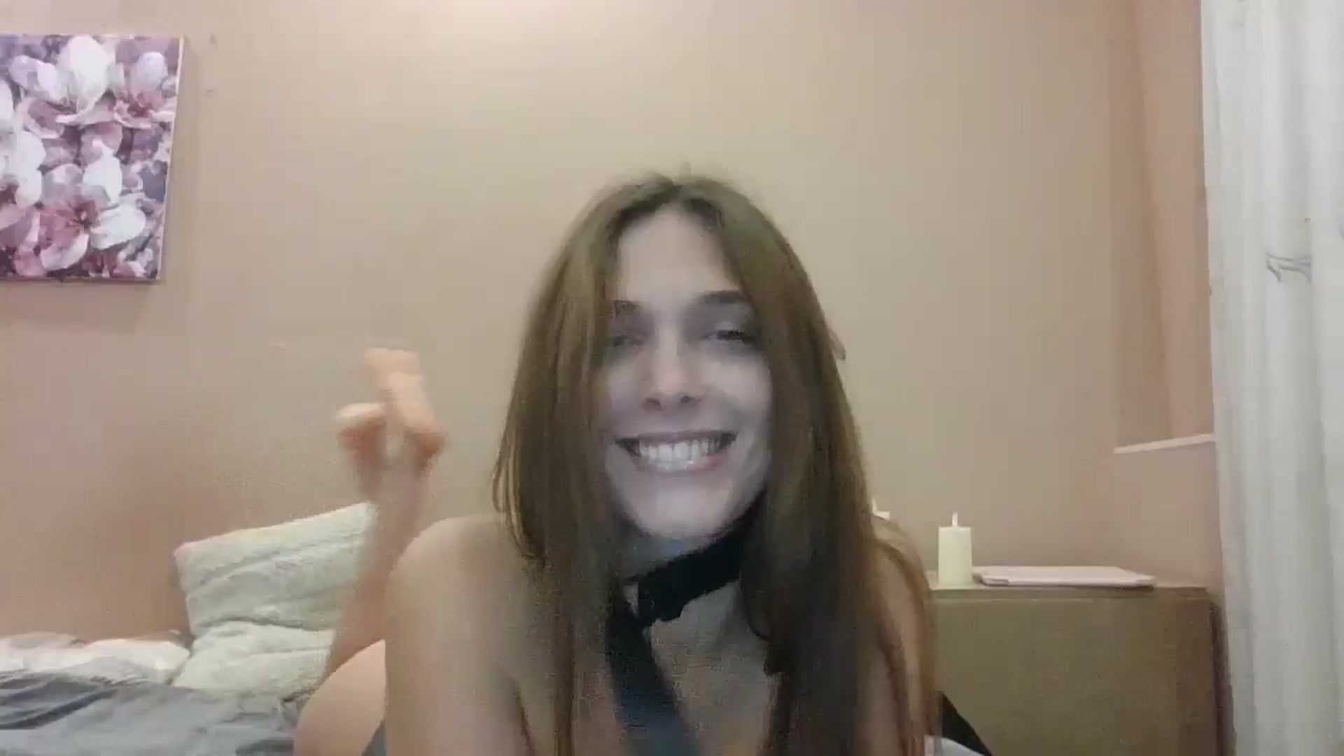Gallery image thumbnail from HaleyReed's myfreecams stream on, 11/15/2024, 14:13 image 3 of 20