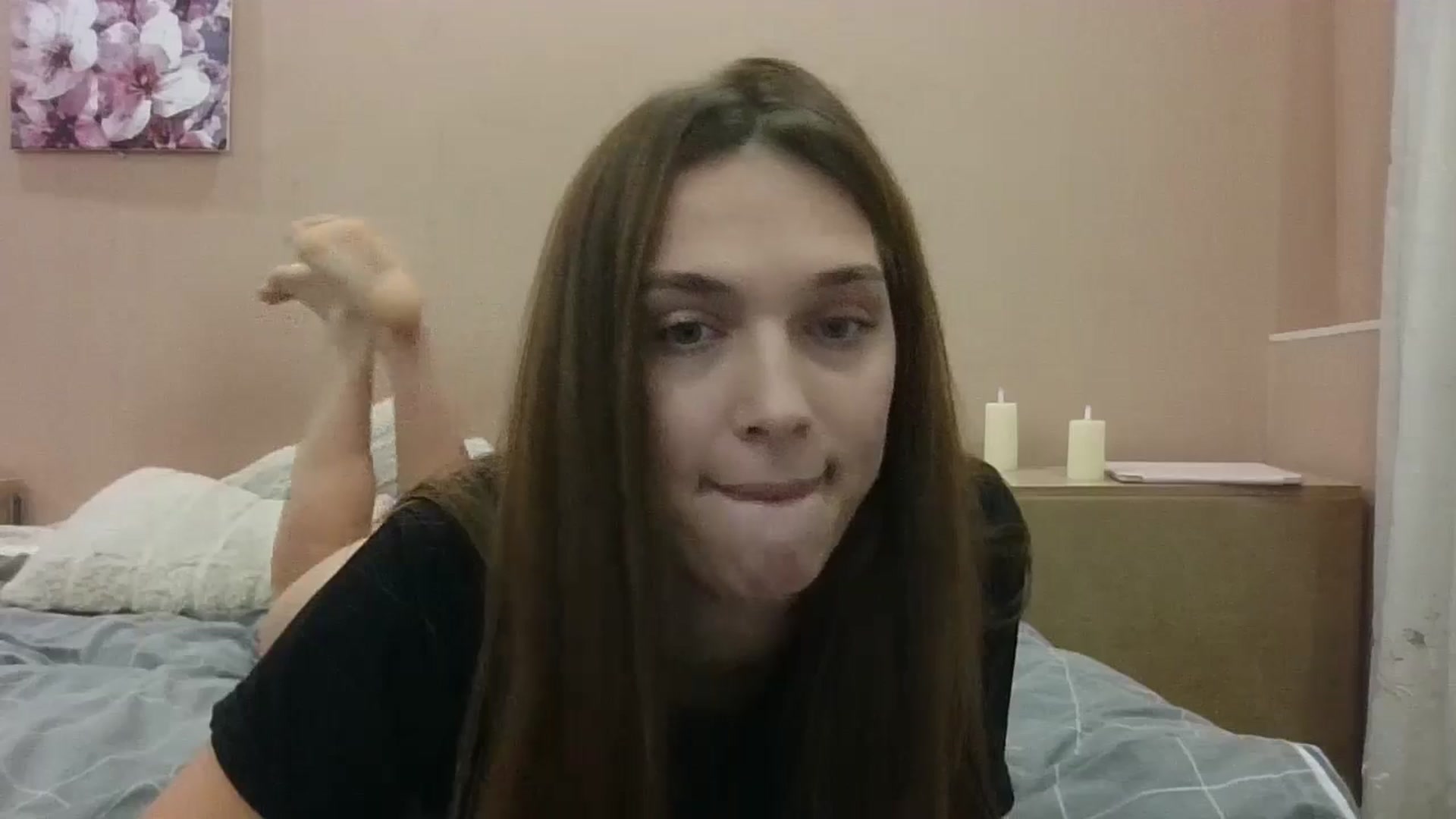 Gallery image thumbnail from HaleyReed's myfreecams stream on, 11/15/2024, 14:13 image 18 of 20