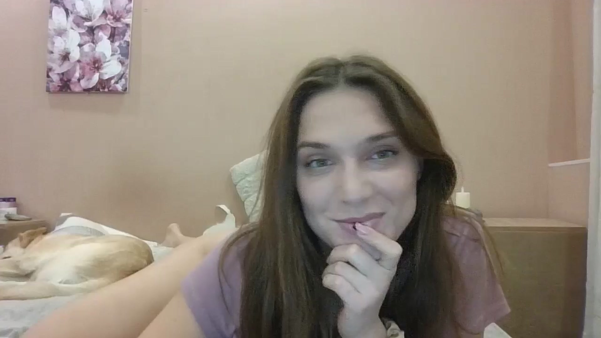 Gallery image thumbnail from HaleyReed's myfreecams stream on, 11/20/2024, 14:24 image 3 of 20