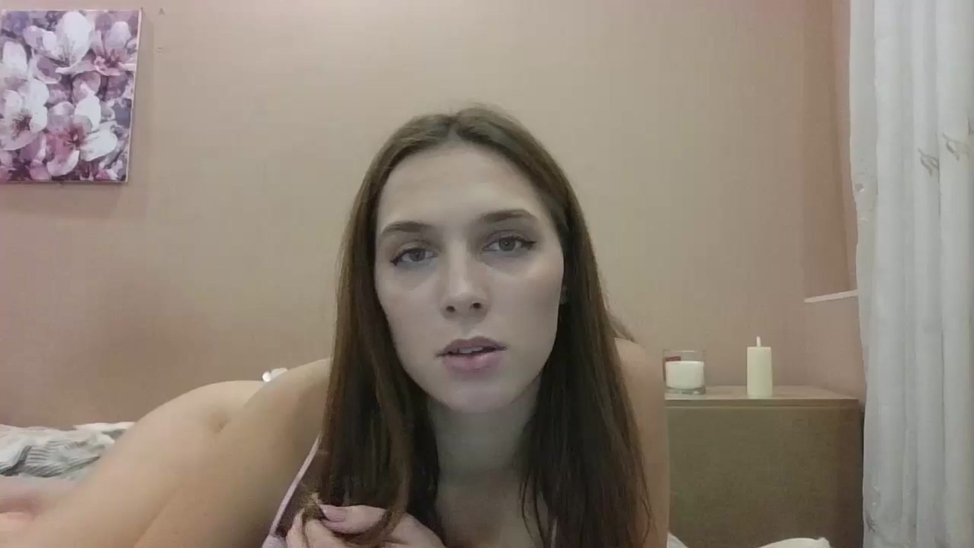 Gallery image thumbnail from HaleyReed's myfreecams stream on, 11/23/2024, 16:29 image 14 of 20