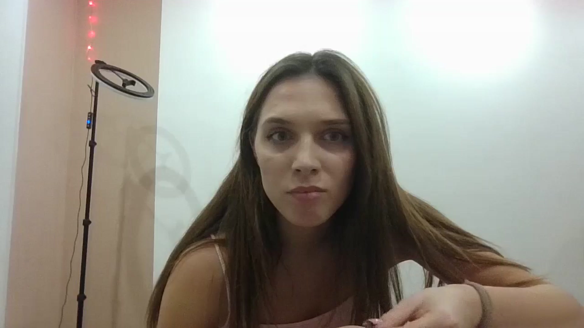 Gallery image thumbnail from HaleyReed's myfreecams stream on, 11/23/2024, 17:50 image 8 of 20