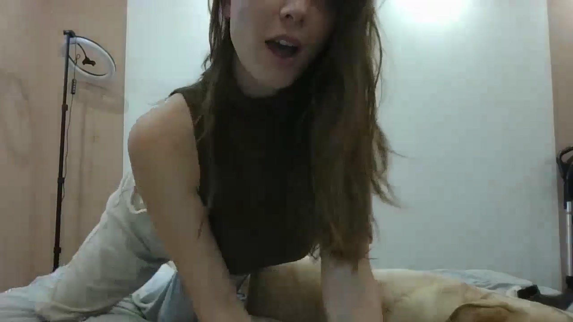Gallery image thumbnail from HaleyReed's myfreecams stream on, 11/24/2024, 09:15 image 11 of 20