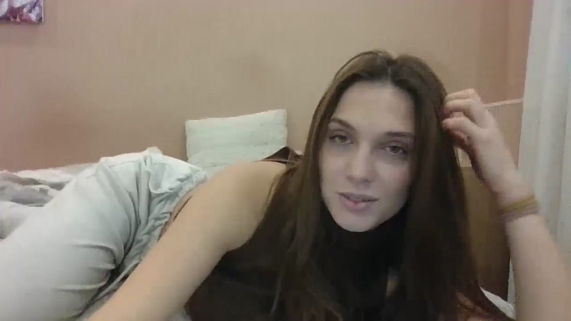 Gallery image thumbnail from HaleyReed's myfreecams stream on, 11/24/2024, 10:10 image 19 of 20