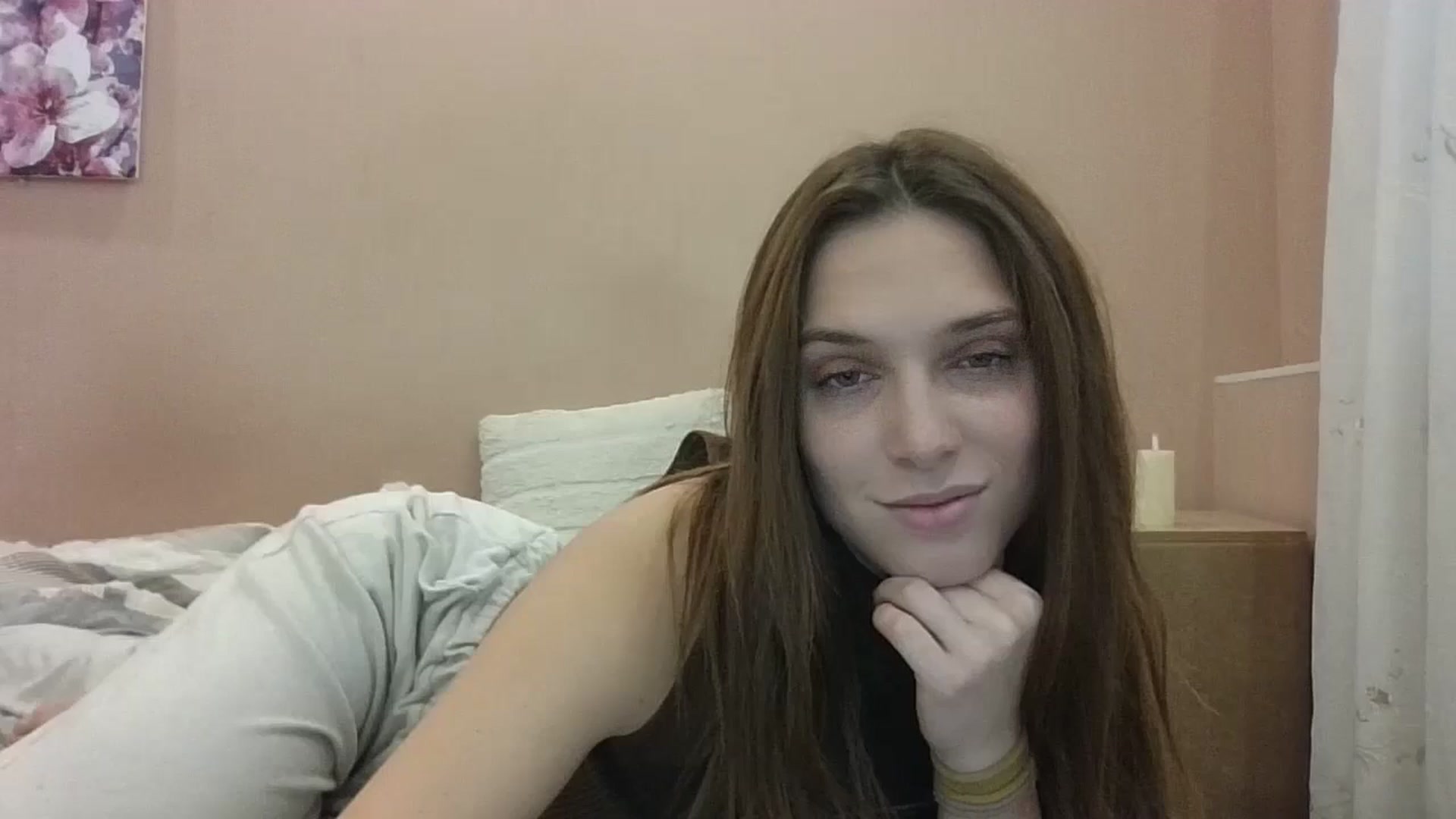 Gallery image thumbnail from HaleyReed's myfreecams stream on, 11/24/2024, 10:10 image 9 of 20