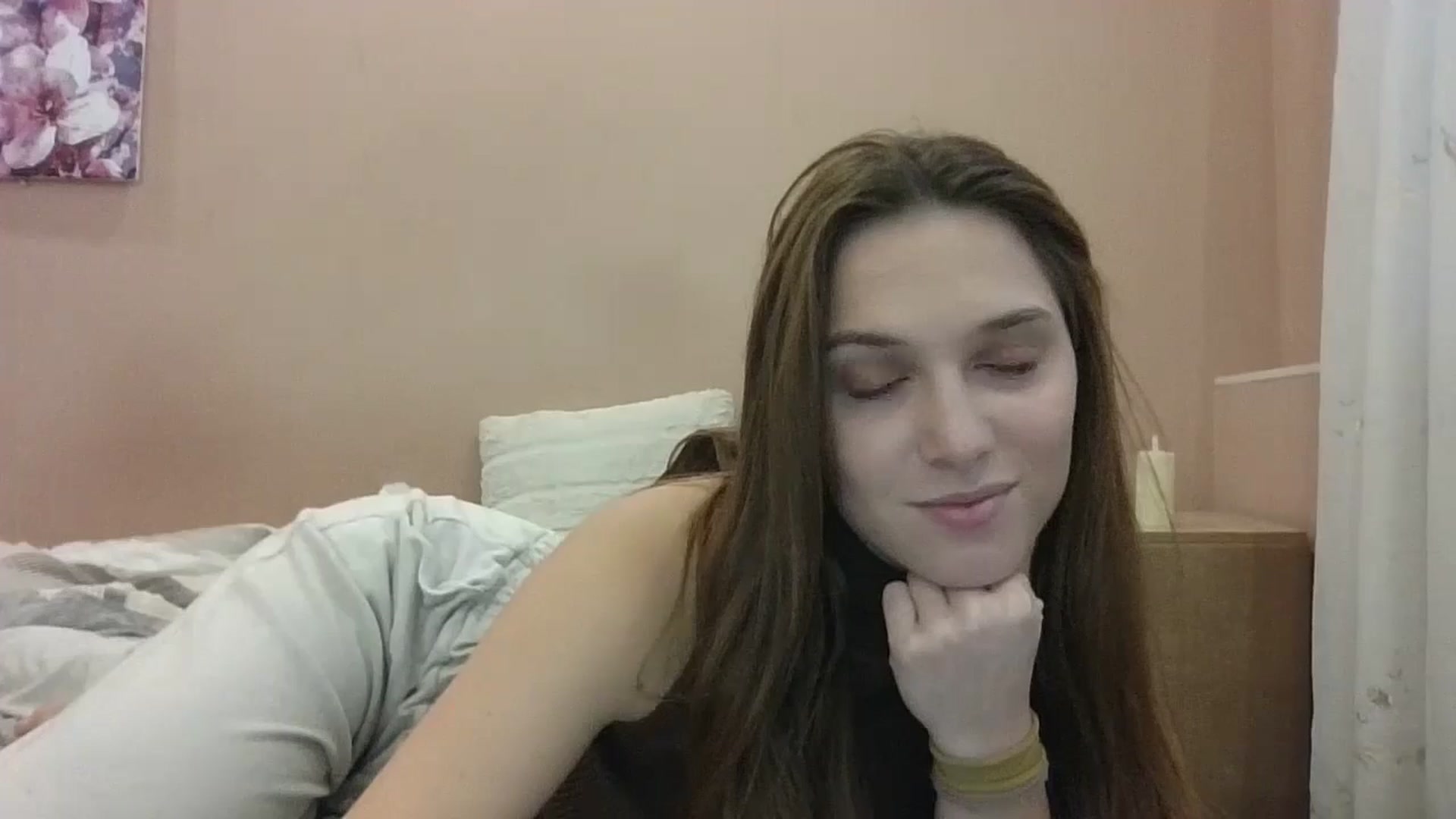 Gallery image thumbnail from HaleyReed's myfreecams stream on, 11/24/2024, 10:10 image 12 of 20