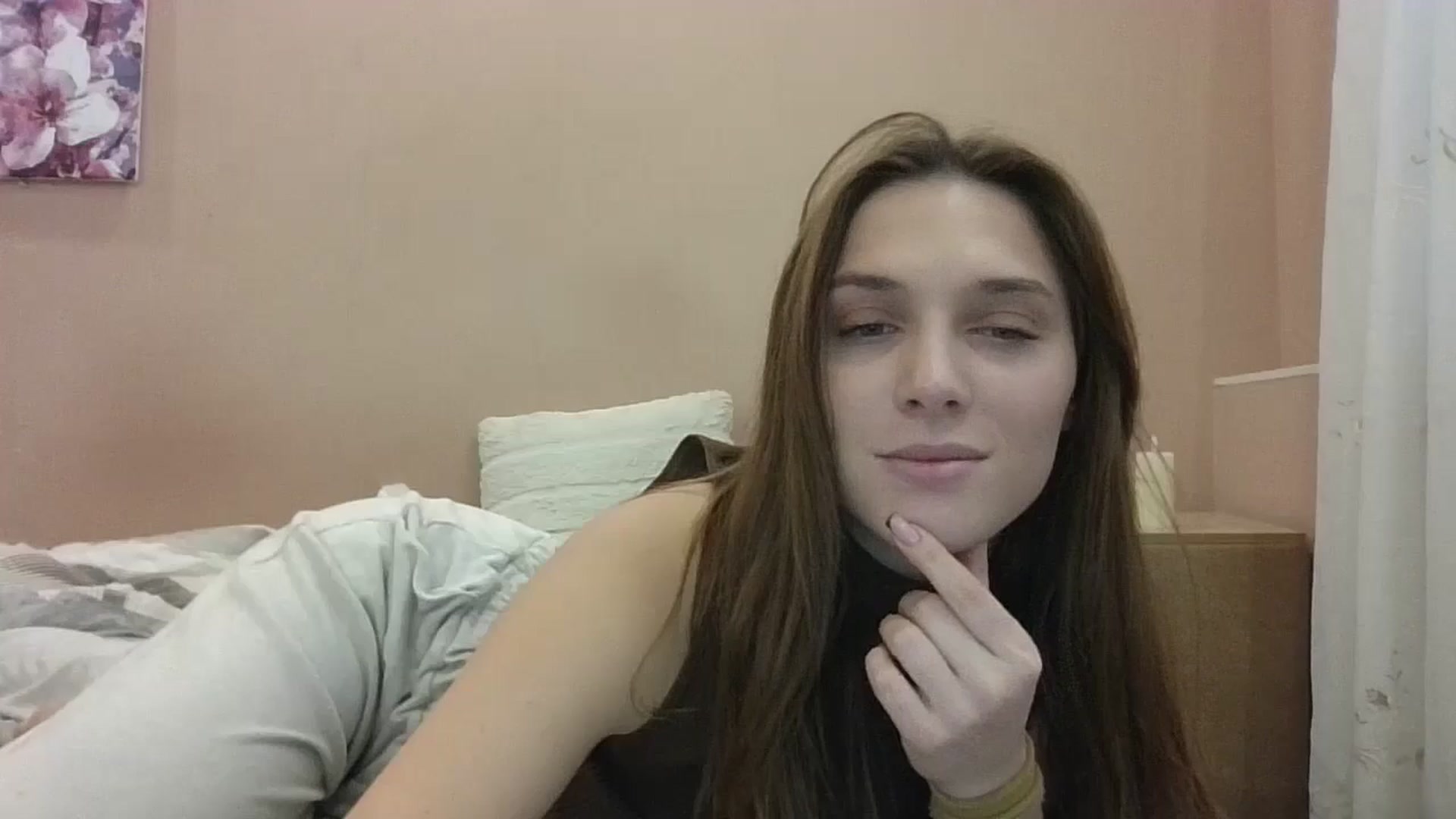 Gallery image thumbnail from HaleyReed's myfreecams stream on, 11/24/2024, 10:10 image 17 of 20