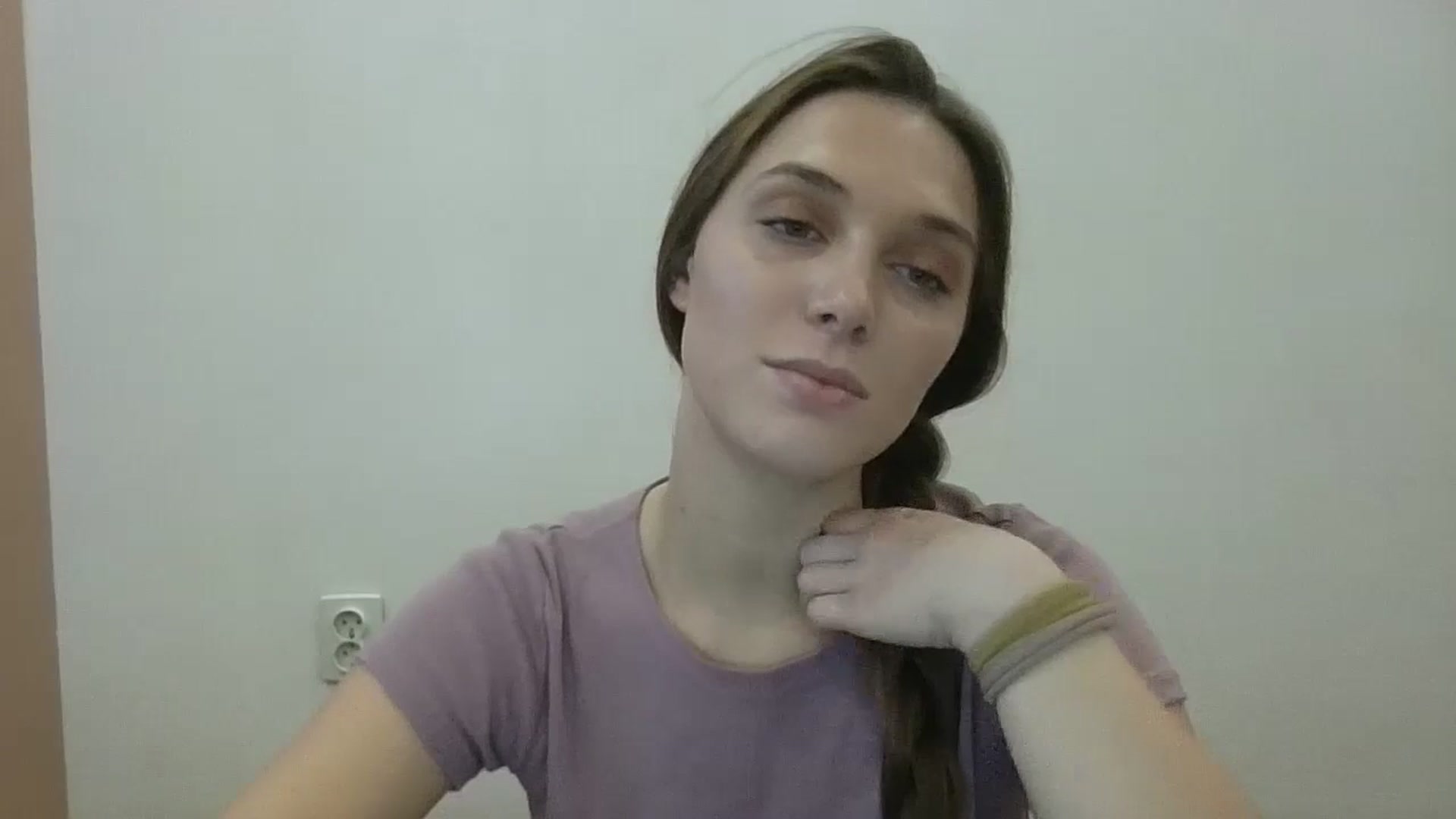 Gallery image thumbnail from HaleyReed's myfreecams stream on, 11/24/2024, 13:31 image 15 of 20