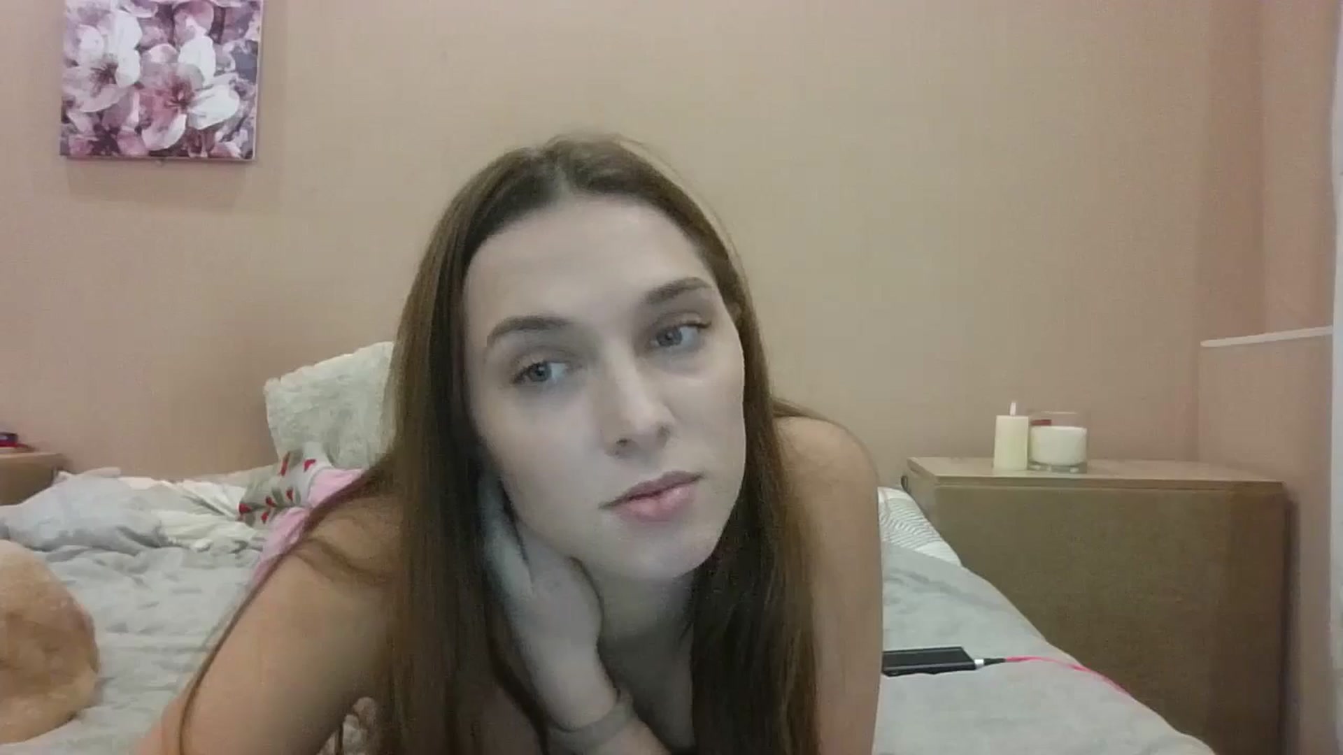 Gallery image thumbnail from HaleyReed's myfreecams stream on, 11/25/2024, 13:43 image 14 of 20