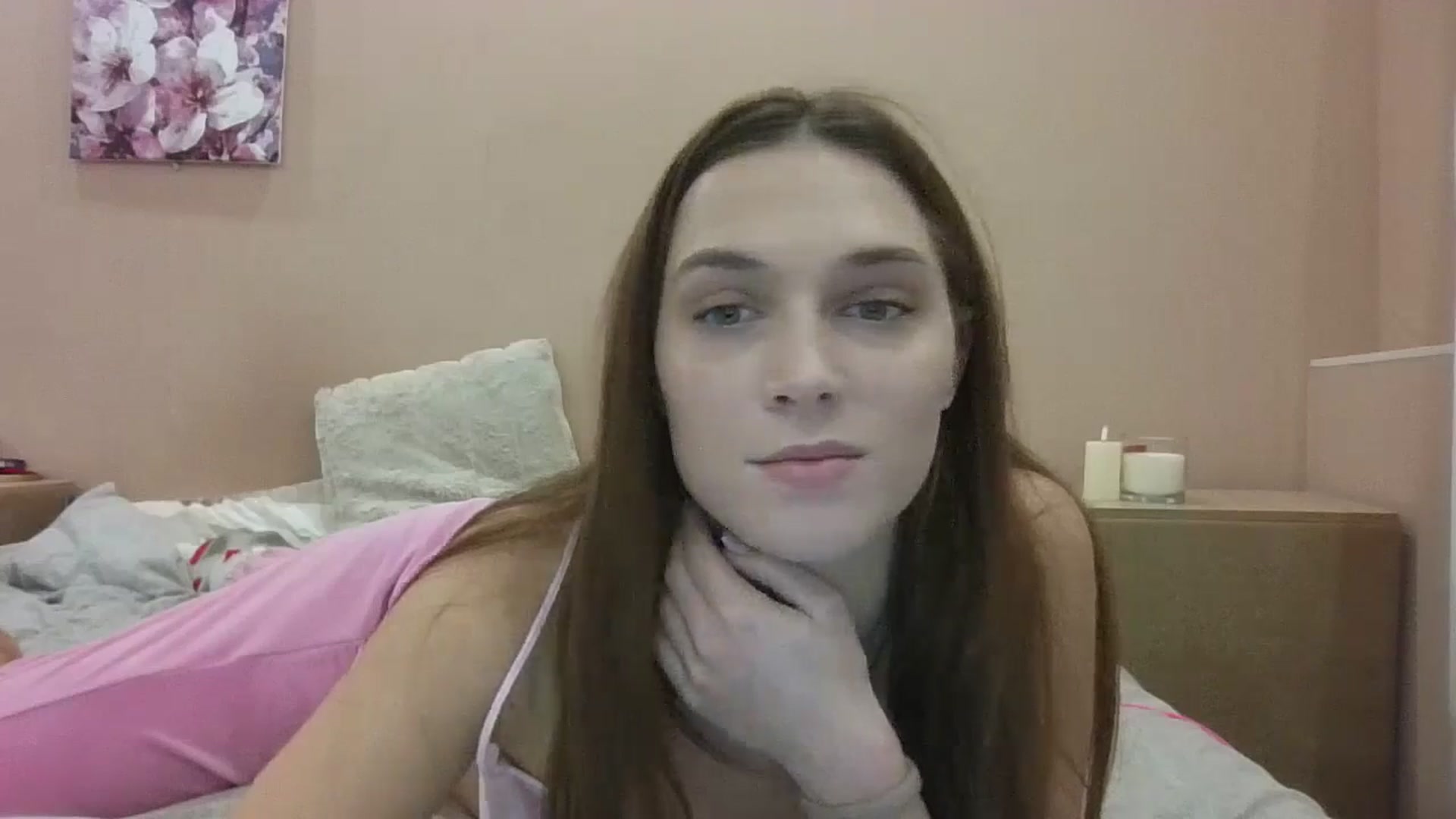Gallery image thumbnail from HaleyReed's myfreecams stream on, 11/25/2024, 13:43 image 4 of 20