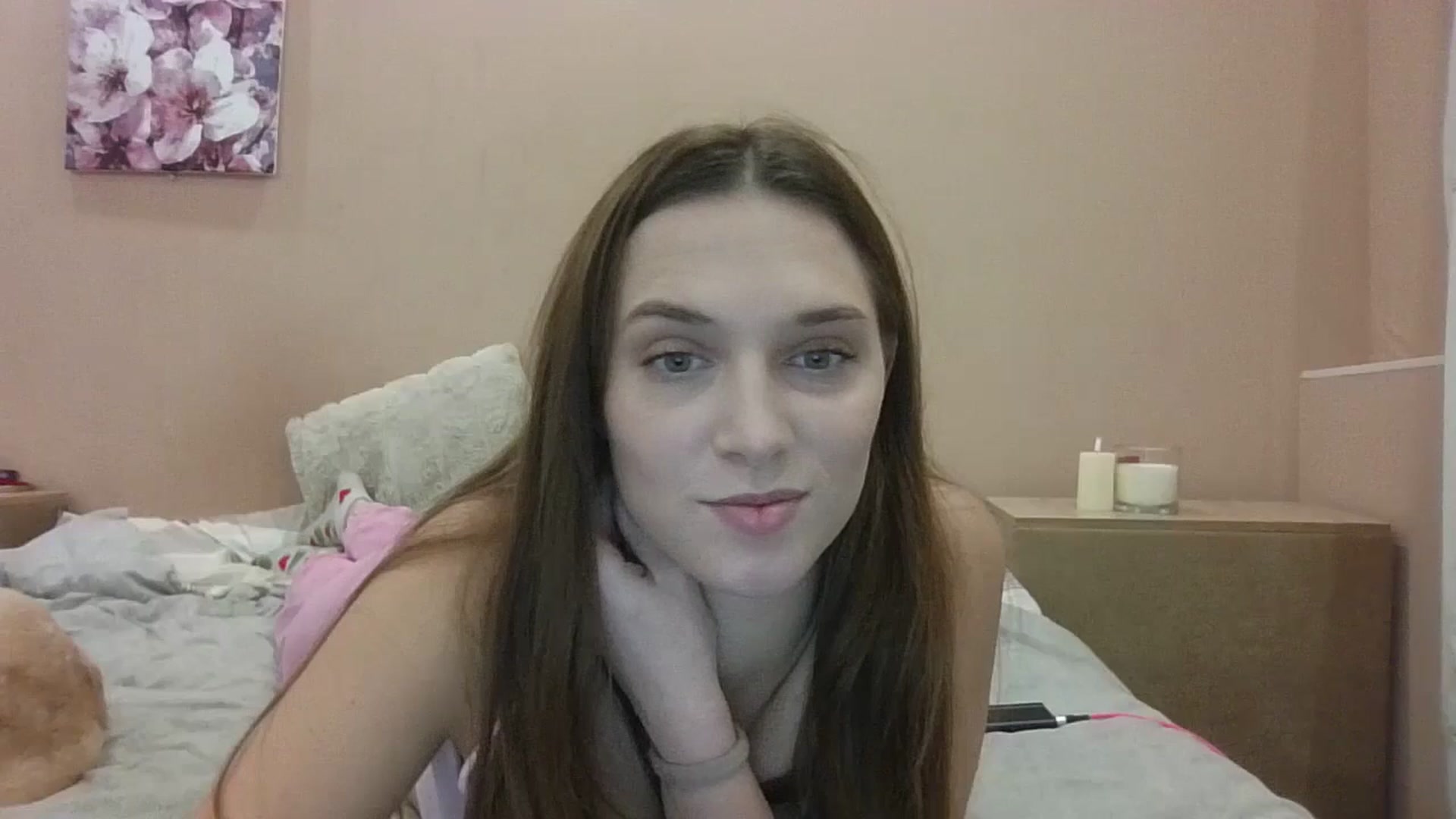 Gallery image thumbnail from HaleyReed's myfreecams stream on, 11/25/2024, 13:43 image 17 of 20
