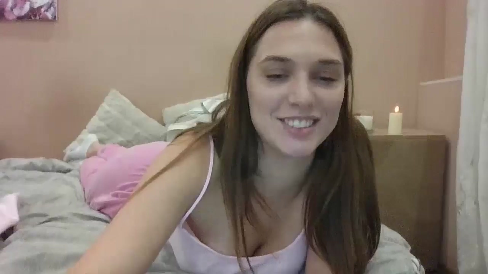 Gallery image thumbnail from HaleyReed's myfreecams stream on, 11/25/2024, 16:47 image 10 of 20
