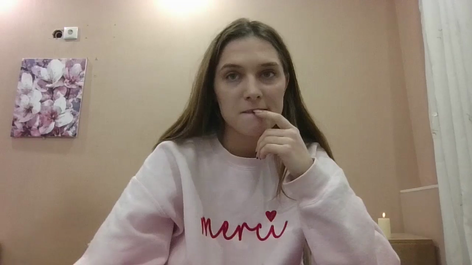 Gallery image thumbnail from HaleyReed's myfreecams stream on, 11/25/2024, 17:49 image 19 of 20