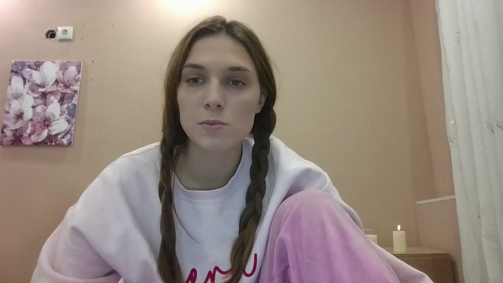 Gallery image thumbnail from HaleyReed's myfreecams stream on, 11/25/2024, 17:49 image 2 of 20
