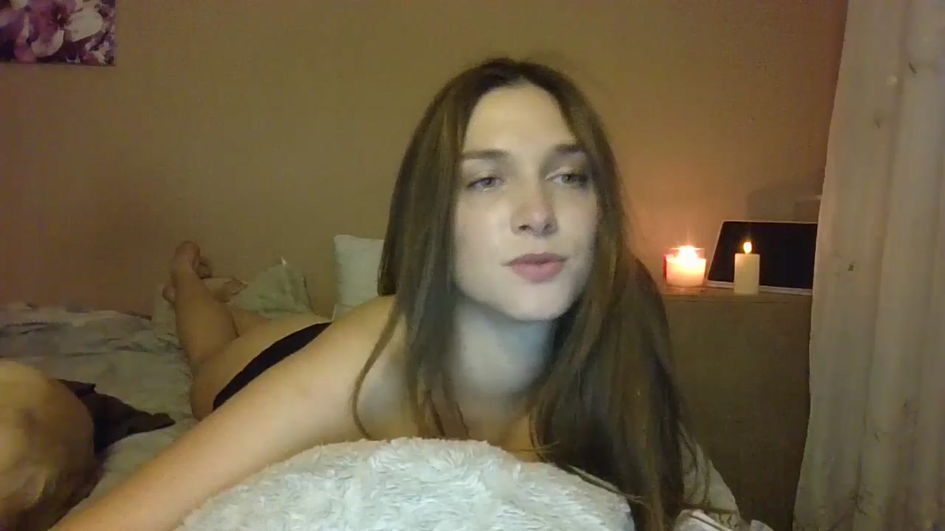 Gallery image thumbnail from HaleyReed's myfreecams stream on, 11/28/2024, 13:25 image 17 of 20