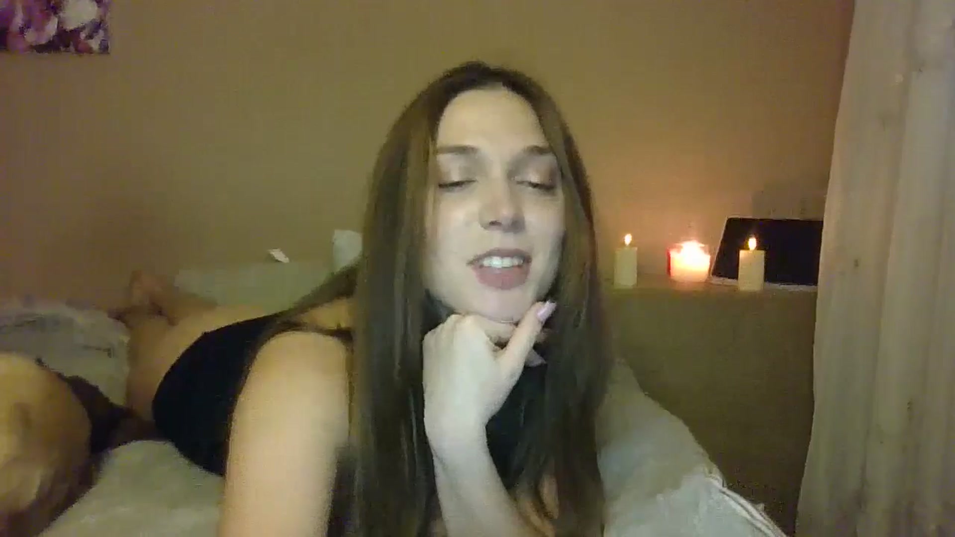 Gallery image thumbnail from HaleyReed's myfreecams stream on, 11/28/2024, 13:25 image 9 of 20