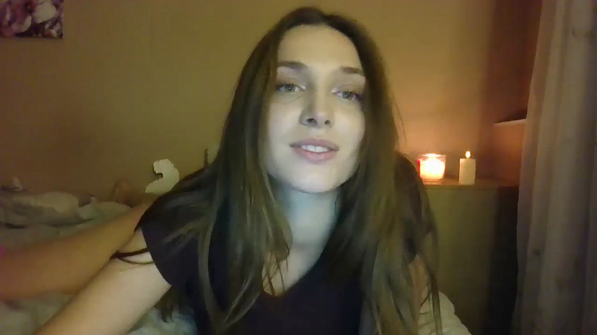 Gallery image thumbnail from HaleyReed's myfreecams stream on, 11/29/2024, 13:39 image 2 of 20