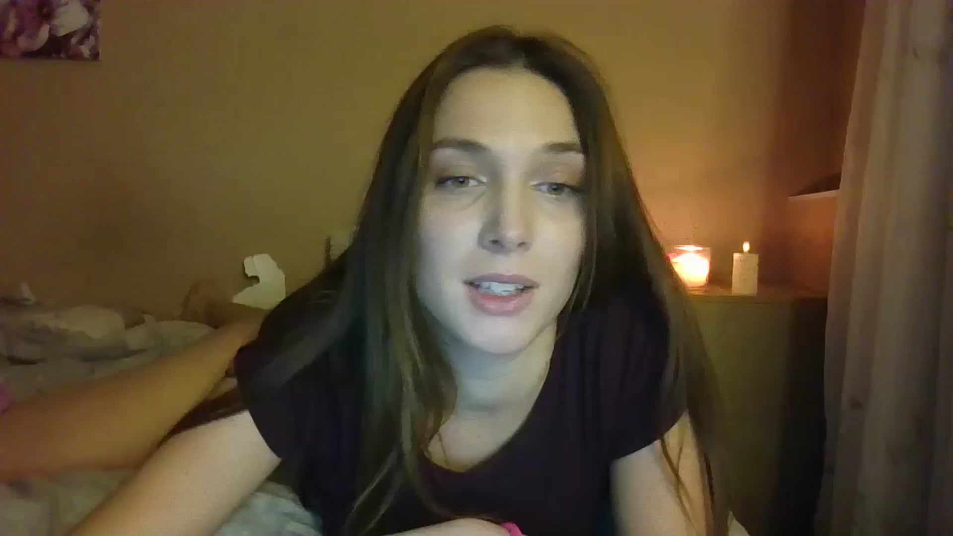 Gallery image thumbnail from HaleyReed's myfreecams stream on, 11/29/2024, 13:39 image 1 of 20